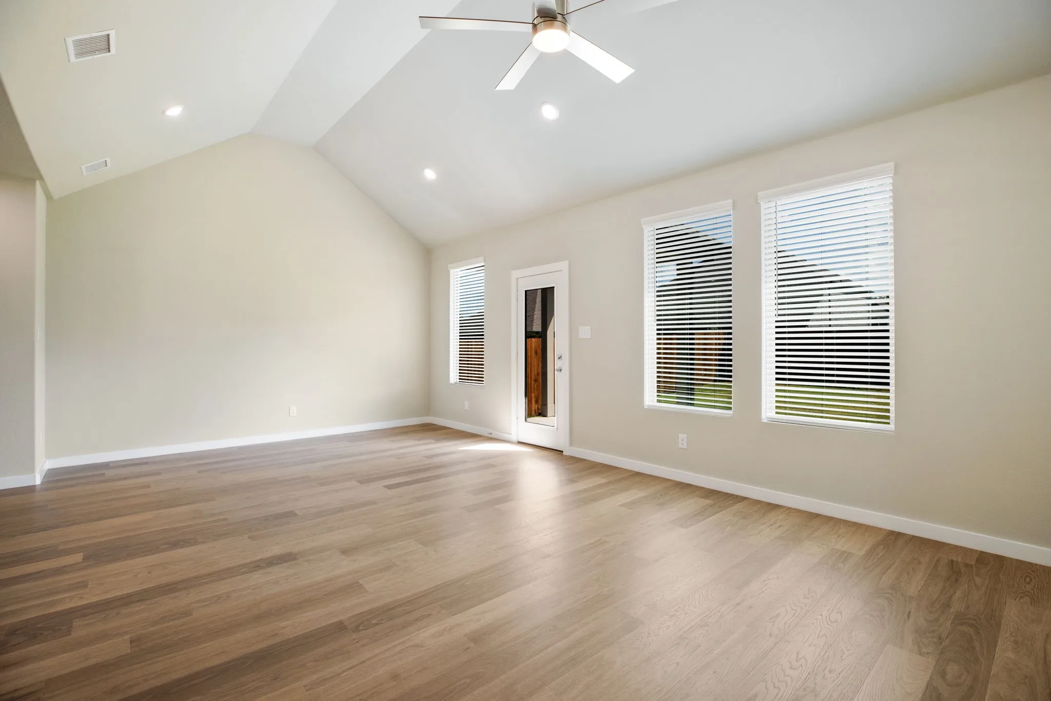 Single Family Residence For Rent in Collin County , 3711 Turpin Drive, Princeton, Texas 75071, 5 Bedroom, 4 Bathroom, 3 Garage spaces, 2,937 Sqft, built in 2026, mls#21408948, Real Estate Agent in Princeton, Homes For Rent in Collin county, Homes For Rent in Princeton, Realtor in Princeton Texas, Real Estate Brokerage Independent Realty Texas, Luminita Cordes Realtor