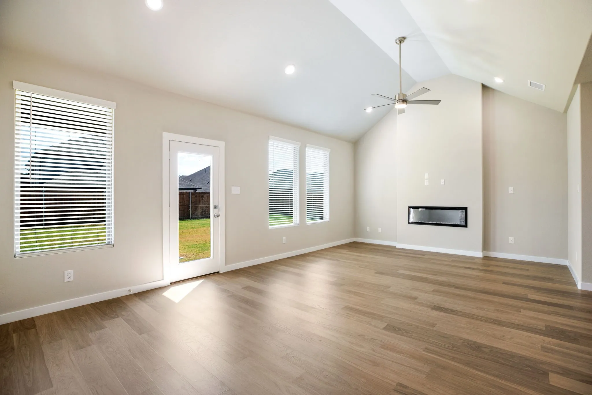 Single Family Residence For Rent in Collin County , 3711 Turpin Drive, Princeton, Texas 75071, 5 Bedroom, 4 Bathroom, 3 Garage spaces, 2,937 Sqft, built in 2026, mls#21408948, Real Estate Agent in Princeton, Homes For Rent in Collin county, Homes For Rent in Princeton, Realtor in Princeton Texas, Real Estate Brokerage Independent Realty Texas, Luminita Cordes Realtor