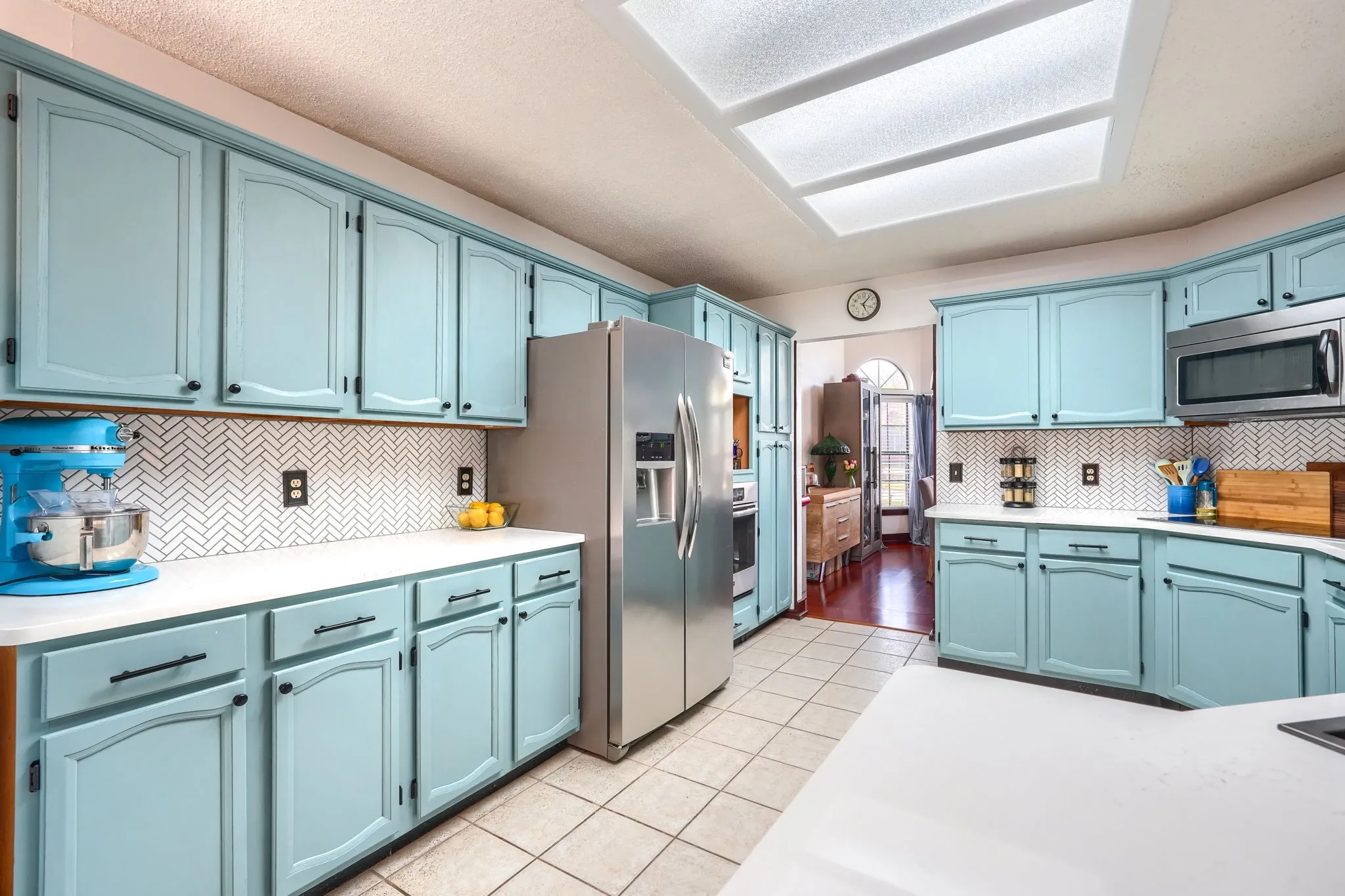 Single Family Residence For Sale in Dallas County , 322 Allegheny Trail Lane, Garland, Texas 75043, 4 Bedroom, 2 Bathroom, 2 Garage spaces, 2,567 Sqft, built in 1985, mls#21407511, Real Estate Agent in Garland, Homes For Sale in Dallas county, Homes For Sale in Garland, Realtor in Garland Texas, Real Estate Brokerage Independent Realty Texas, Luminita Cordes Realtor