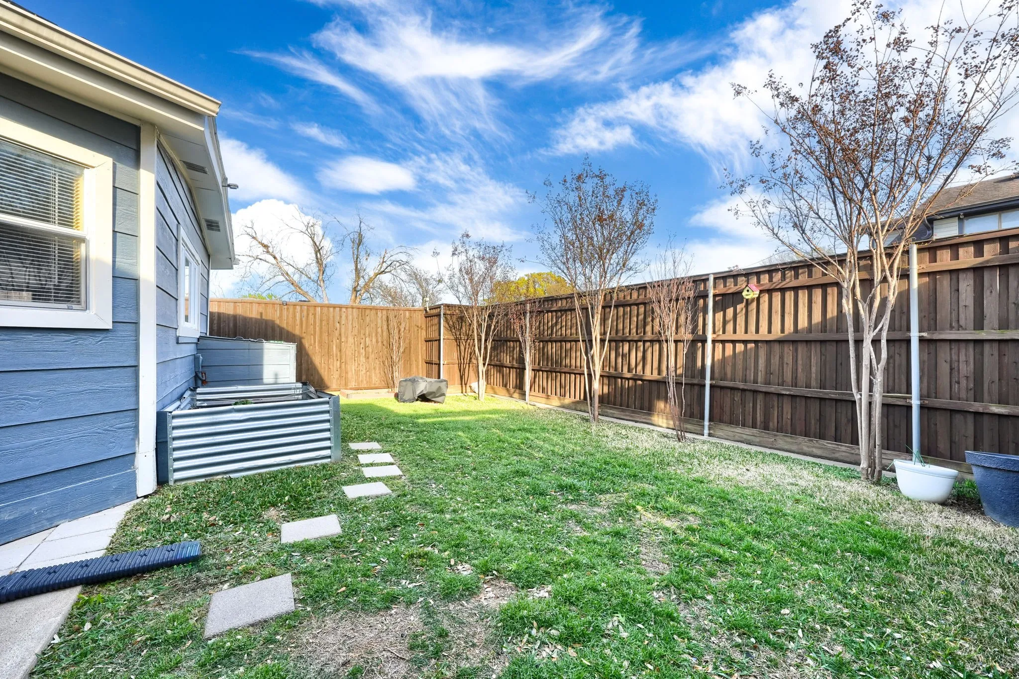 Single Family Residence For Sale in Dallas County , 322 Allegheny Trail Lane, Garland, Texas 75043, 4 Bedroom, 2 Bathroom, 2 Garage spaces, 2,567 Sqft, built in 1985, mls#21407511, Real Estate Agent in Garland, Homes For Sale in Dallas county, Homes For Sale in Garland, Realtor in Garland Texas, Real Estate Brokerage Independent Realty Texas, Luminita Cordes Realtor