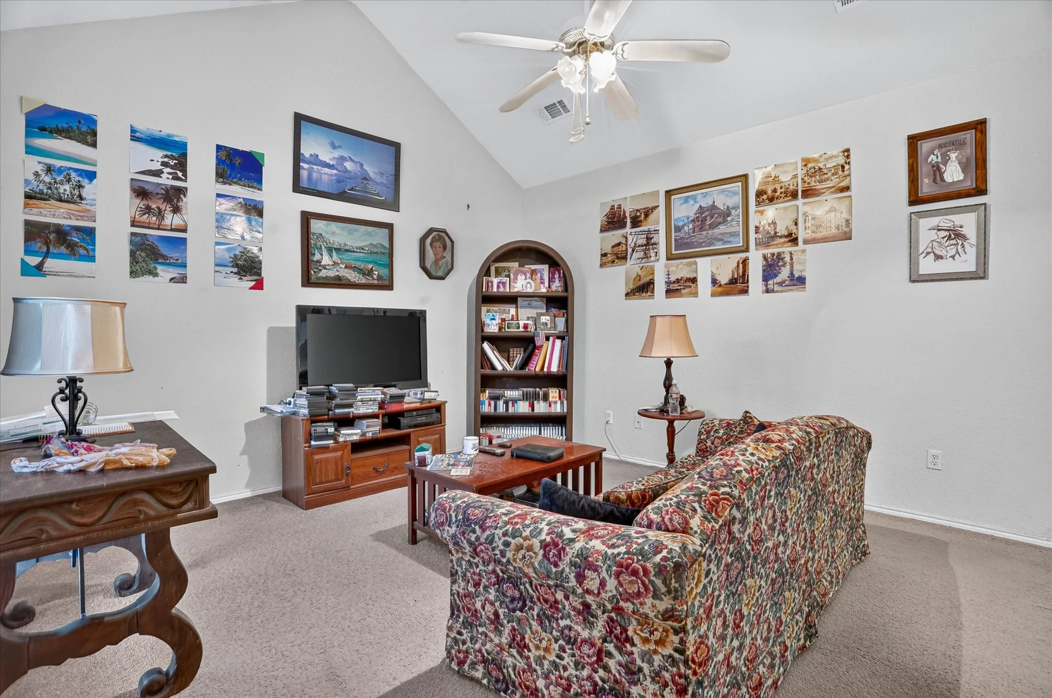 Duplex For Sale in Parker County , 124 Collett Court, Weatherford, Texas 76088, 6 Bedroom, 4 Bathroom, Garage spaces, 0 Sqft, built in 2007, mls#21408953, Real Estate Agent in Weatherford, Homes For Sale in Parker county, Homes For Sale in Weatherford, Realtor in Weatherford Texas, Real Estate Brokerage Independent Realty Texas, Luminita Cordes Realtor
