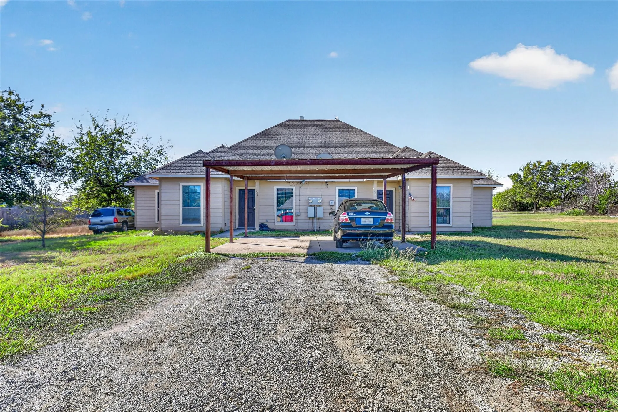 Duplex For Sale in Parker County , 124 Collett Court, Weatherford, Texas 76088, 6 Bedroom, 4 Bathroom, Garage spaces, 0 Sqft, built in 2007, mls#21408953, Real Estate Agent in Weatherford, Homes For Sale in Parker county, Homes For Sale in Weatherford, Realtor in Weatherford Texas, Real Estate Brokerage Independent Realty Texas, Luminita Cordes Realtor