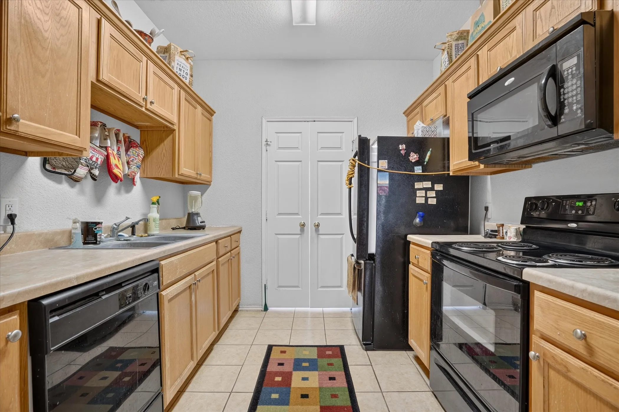 Duplex For Sale in Parker County , 124 Collett Court, Weatherford, Texas 76088, 6 Bedroom, 4 Bathroom, Garage spaces, 0 Sqft, built in 2007, mls#21408953, Real Estate Agent in Weatherford, Homes For Sale in Parker county, Homes For Sale in Weatherford, Realtor in Weatherford Texas, Real Estate Brokerage Independent Realty Texas, Luminita Cordes Realtor