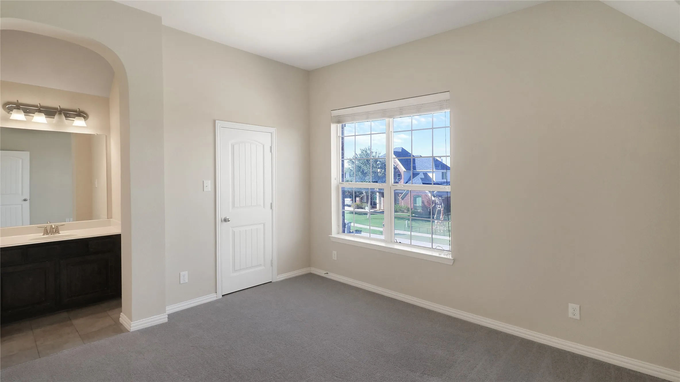 Single Family Residence For Sale in Denton County , 2224 Hideaway Pointe Drive, Little Elm, Texas 75068, 5 Bedroom, 5 Bathroom, 3 Garage spaces, 3,882 Sqft, built in 2012, mls#21408964, Real Estate Agent in Little Elm, Homes For Sale in Denton county, Homes For Sale in Little Elm, Realtor in Little Elm Texas, Real Estate Brokerage Independent Realty Texas, Luminita Cordes Realtor