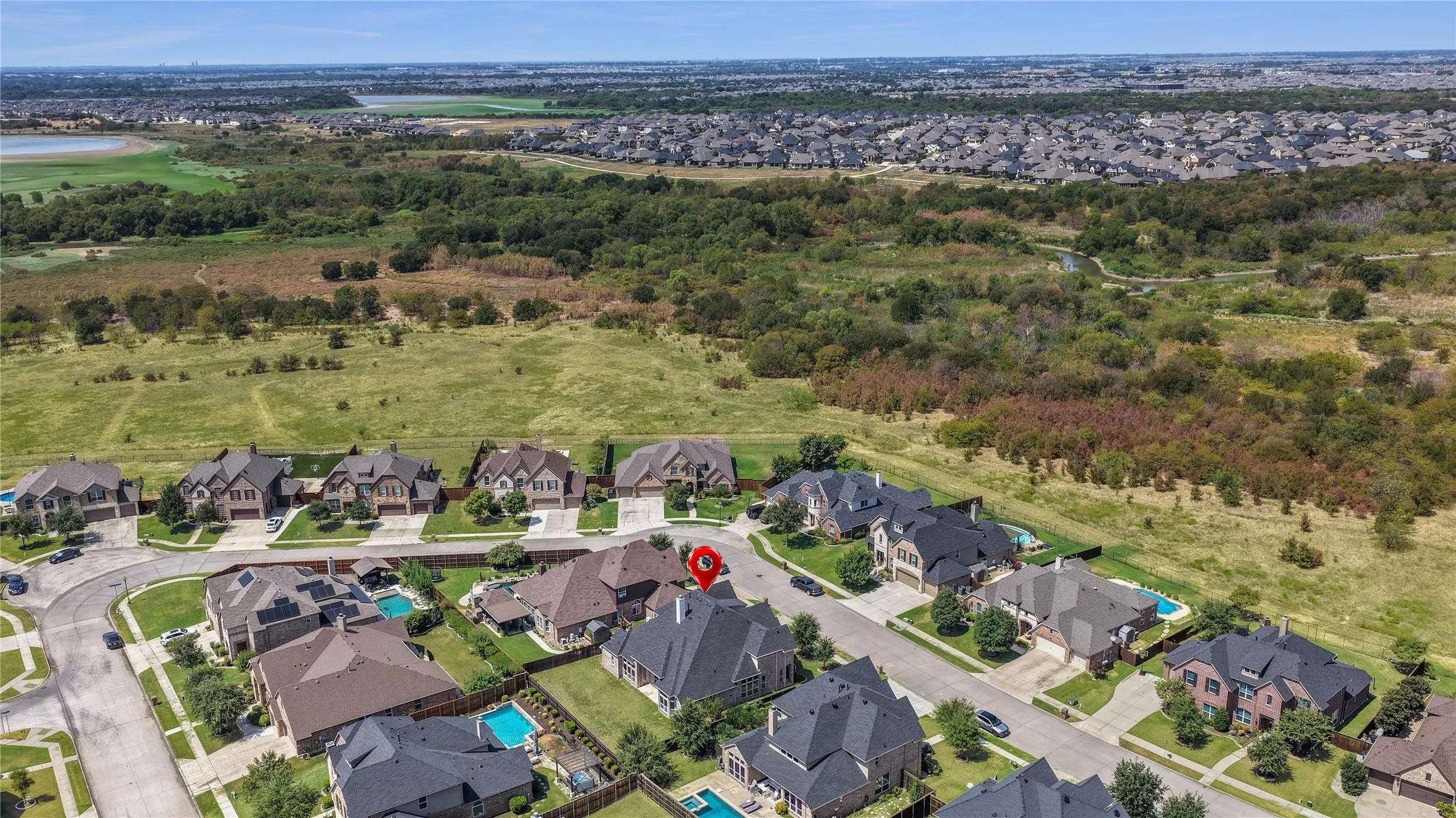 Single Family Residence For Sale in Denton County , 2224 Hideaway Pointe Drive, Little Elm, Texas 75068, 5 Bedroom, 5 Bathroom, 3 Garage spaces, 3,882 Sqft, built in 2012, mls#21408964, Real Estate Agent in Little Elm, Homes For Sale in Denton county, Homes For Sale in Little Elm, Realtor in Little Elm Texas, Real Estate Brokerage Independent Realty Texas, Luminita Cordes Realtor