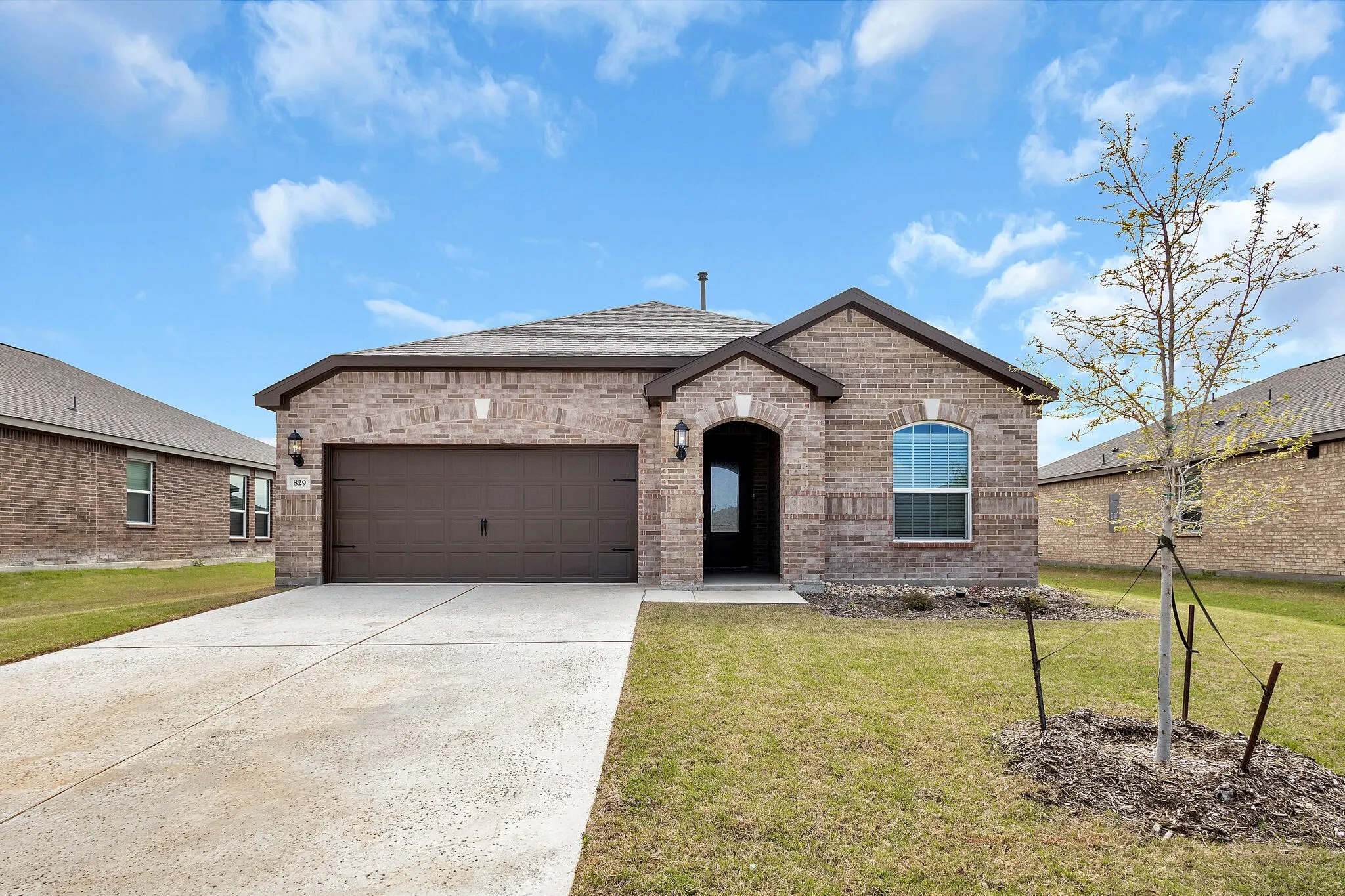 Single Family Residence For Sale in Collin County , 829 Calhoun Drive, Anna, Texas 75409, 4 Bedroom, 2 Bathroom, 2 Garage spaces, 2,025 Sqft, built in 2023, mls#21408954, Real Estate Agent in Anna, Homes For Sale in Collin county, Homes For Sale in Anna, Realtor in Anna Texas, Real Estate Brokerage Independent Realty Texas, Luminita Cordes Realtor