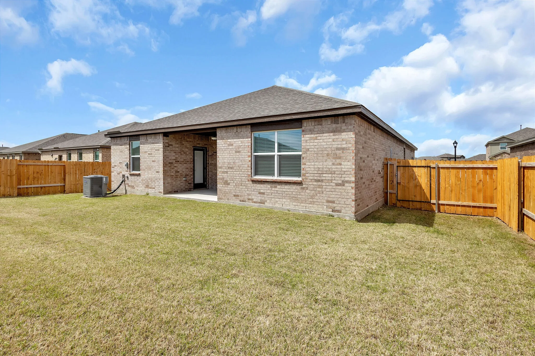 Single Family Residence For Sale in Collin County , 829 Calhoun Drive, Anna, Texas 75409, 4 Bedroom, 2 Bathroom, 2 Garage spaces, 2,025 Sqft, built in 2023, mls#21408954, Real Estate Agent in Anna, Homes For Sale in Collin county, Homes For Sale in Anna, Realtor in Anna Texas, Real Estate Brokerage Independent Realty Texas, Luminita Cordes Realtor