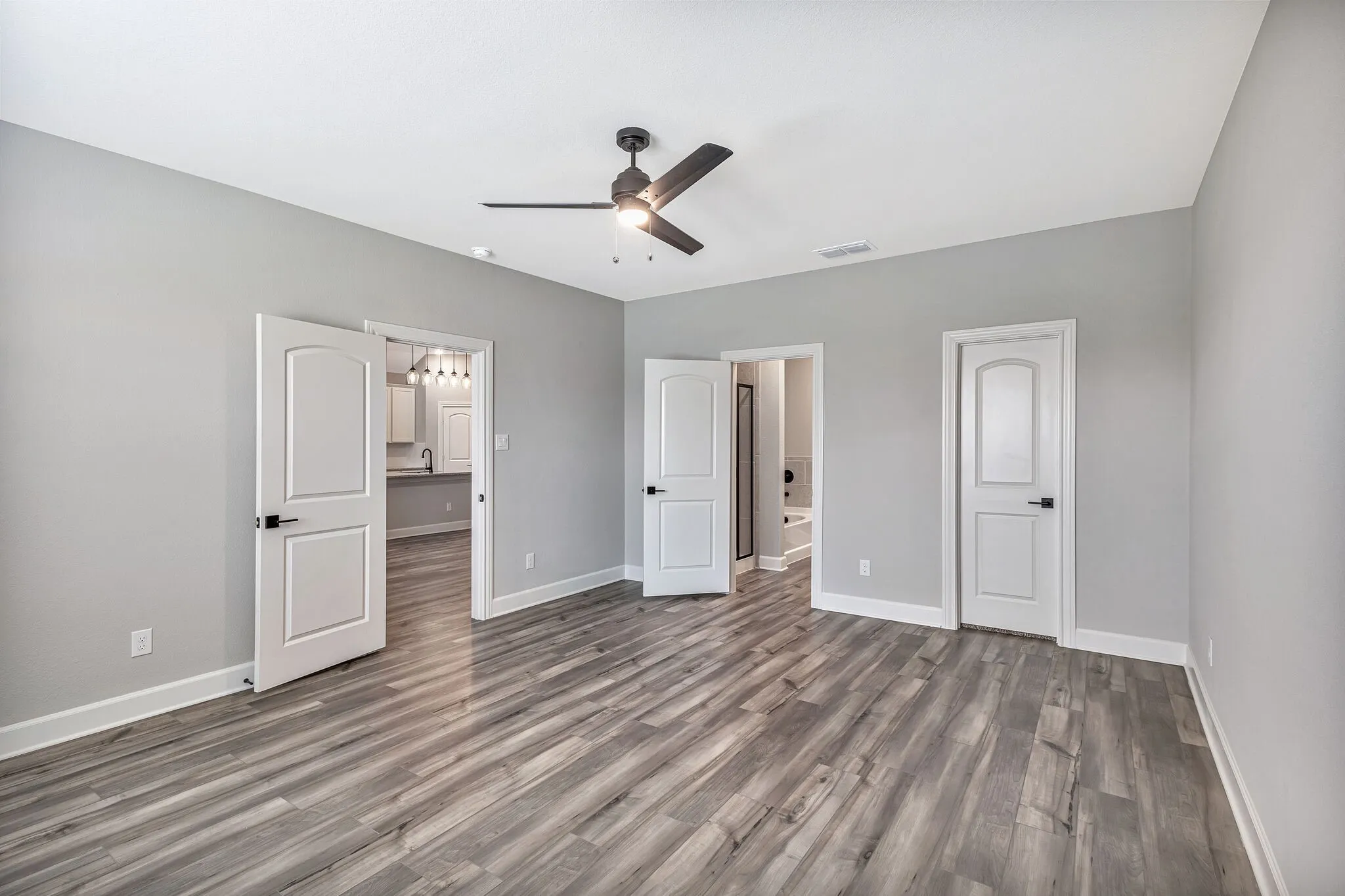 Single Family Residence For Sale in Collin County , 829 Calhoun Drive, Anna, Texas 75409, 4 Bedroom, 2 Bathroom, 2 Garage spaces, 2,025 Sqft, built in 2023, mls#21408954, Real Estate Agent in Anna, Homes For Sale in Collin county, Homes For Sale in Anna, Realtor in Anna Texas, Real Estate Brokerage Independent Realty Texas, Luminita Cordes Realtor