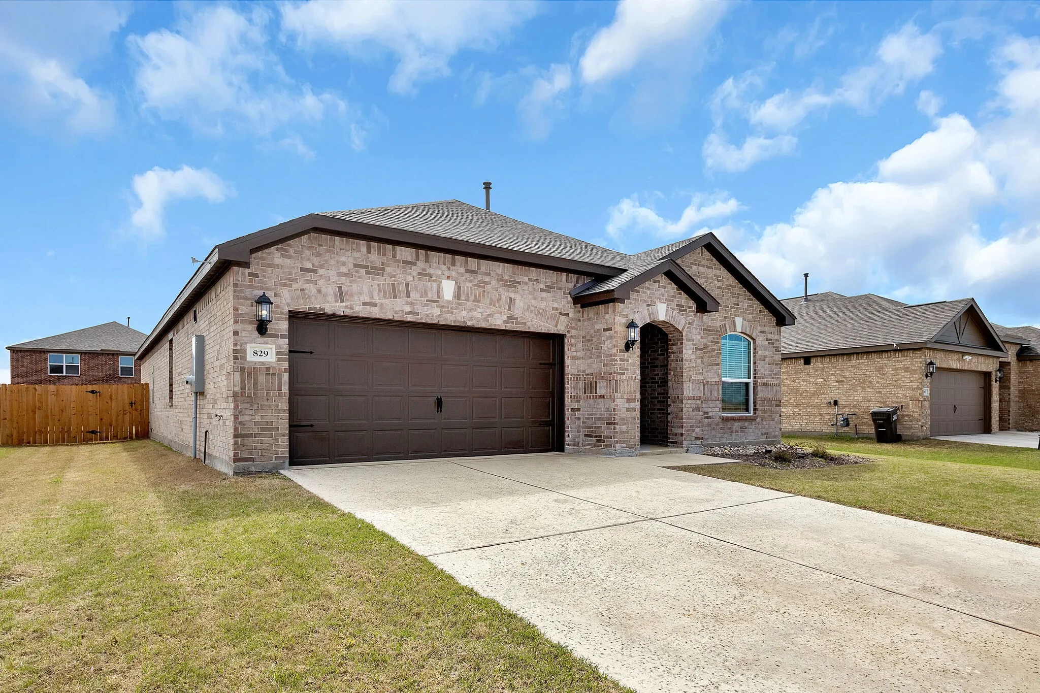 Single Family Residence For Sale in Collin County , 829 Calhoun Drive, Anna, Texas 75409, 4 Bedroom, 2 Bathroom, 2 Garage spaces, 2,025 Sqft, built in 2023, mls#21408954, Real Estate Agent in Anna, Homes For Sale in Collin county, Homes For Sale in Anna, Realtor in Anna Texas, Real Estate Brokerage Independent Realty Texas, Luminita Cordes Realtor