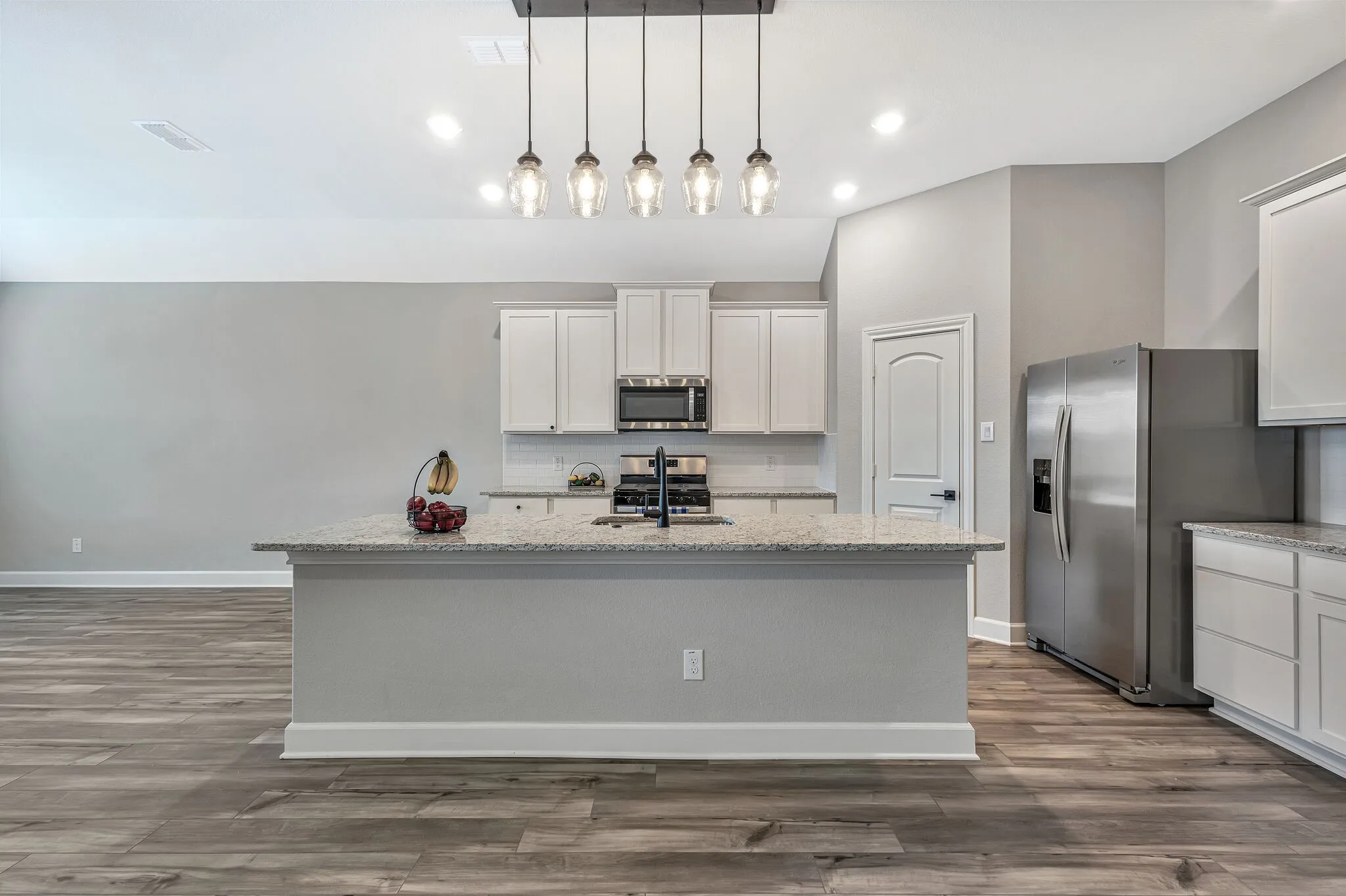 Single Family Residence For Sale in Collin County , 829 Calhoun Drive, Anna, Texas 75409, 4 Bedroom, 2 Bathroom, 2 Garage spaces, 2,025 Sqft, built in 2023, mls#21408954, Real Estate Agent in Anna, Homes For Sale in Collin county, Homes For Sale in Anna, Realtor in Anna Texas, Real Estate Brokerage Independent Realty Texas, Luminita Cordes Realtor