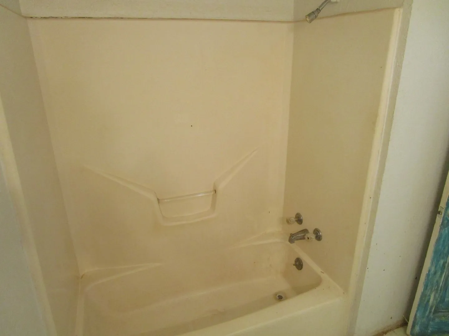 Single Family Residence For Sale in Foard County , 120 N 6th Street, Crowell, Texas 79227, 3 Bedroom, 2 Bathroom, 1 Garage spaces, 1,264 Sqft, built in 1940, mls#21408973, Real Estate Agent in Crowell, Homes For Sale in Foard county, Homes For Sale in Crowell, Realtor in Crowell Texas, Real Estate Brokerage Independent Realty Texas, Luminita Cordes Realtor