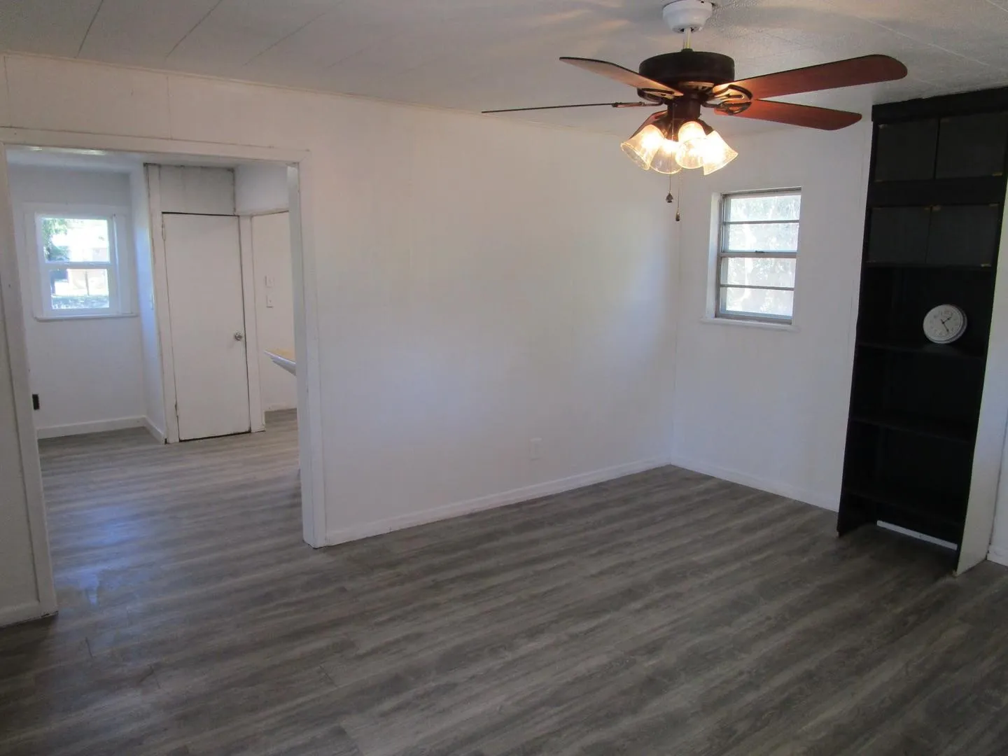 Single Family Residence For Sale in Haskell County , 1205 N Avenue F, Haskell, Texas 79521, 2 Bedroom, 1 Bathroom, Garage spaces, 824 Sqft, built in 1925, mls#21408976, Real Estate Agent in Haskell, Homes For Sale in Haskell county, Homes For Sale in Haskell, Realtor in Haskell Texas, Real Estate Brokerage Independent Realty Texas, Luminita Cordes Realtor
