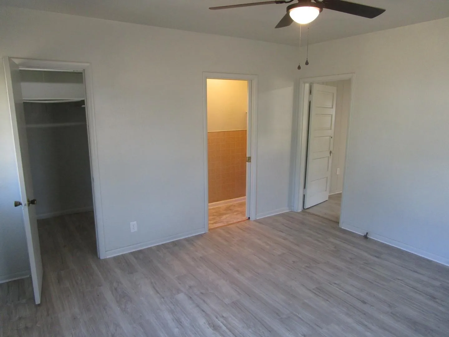 Single Family Residence For Sale in Baylor County , 205 N Donald Street, Seymour, Texas 76380, 3 Bedroom, 2 Bathroom, 1 Garage spaces, 1,274 Sqft, built in 1943, mls#21408983, Real Estate Agent in Seymour, Homes For Sale in Baylor county, Homes For Sale in Seymour, Realtor in Seymour Texas, Real Estate Brokerage Independent Realty Texas, Luminita Cordes Realtor
