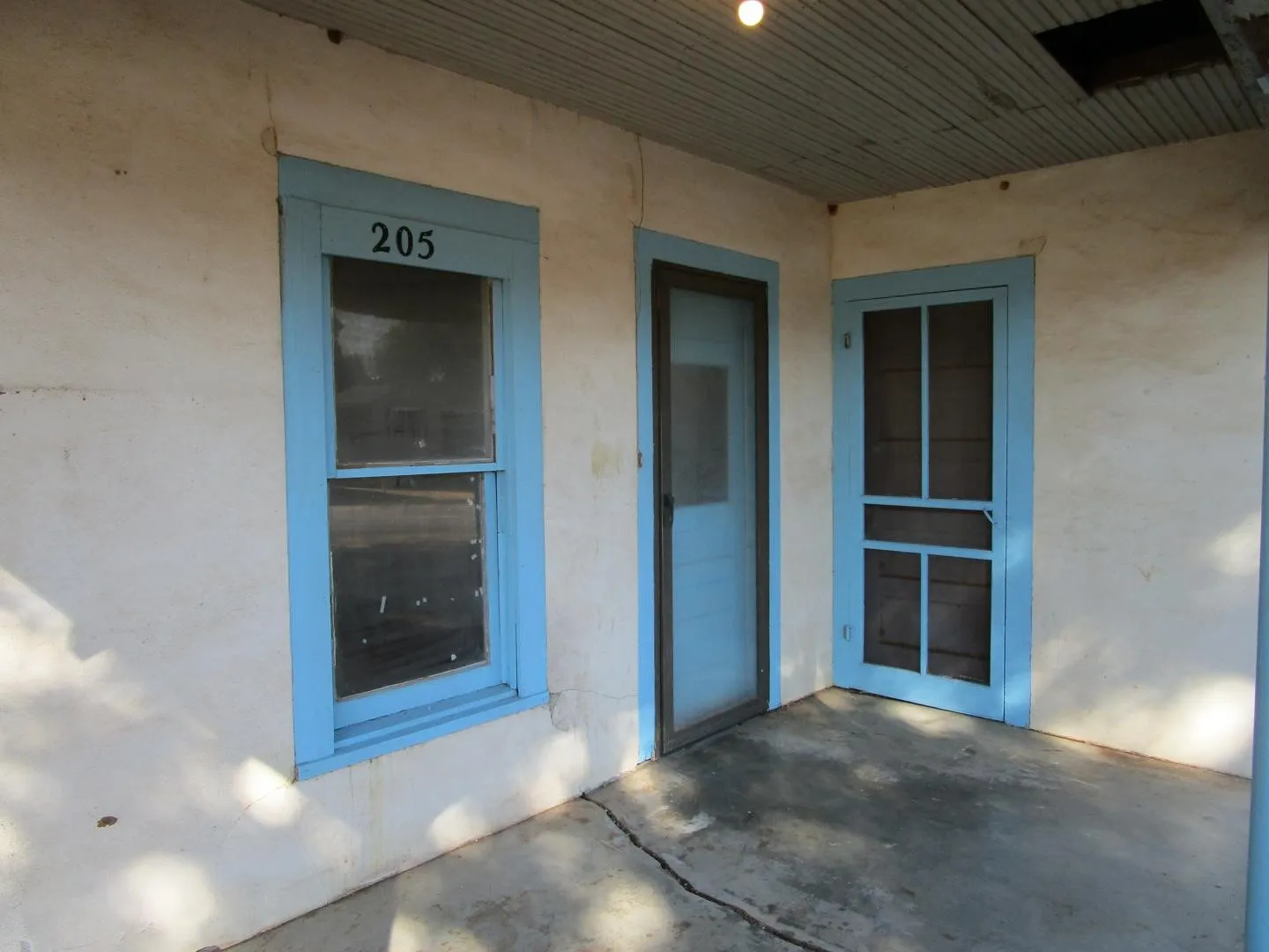 Single Family Residence For Sale in Baylor County , 205 N Donald Street, Seymour, Texas 76380, 3 Bedroom, 2 Bathroom, 1 Garage spaces, 1,274 Sqft, built in 1943, mls#21408983, Real Estate Agent in Seymour, Homes For Sale in Baylor county, Homes For Sale in Seymour, Realtor in Seymour Texas, Real Estate Brokerage Independent Realty Texas, Luminita Cordes Realtor