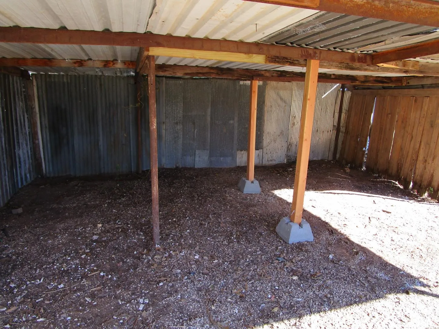 Single Family Residence For Sale in Baylor County , 205 N Donald Street, Seymour, Texas 76380, 3 Bedroom, 2 Bathroom, 1 Garage spaces, 1,274 Sqft, built in 1943, mls#21408983, Real Estate Agent in Seymour, Homes For Sale in Baylor county, Homes For Sale in Seymour, Realtor in Seymour Texas, Real Estate Brokerage Independent Realty Texas, Luminita Cordes Realtor