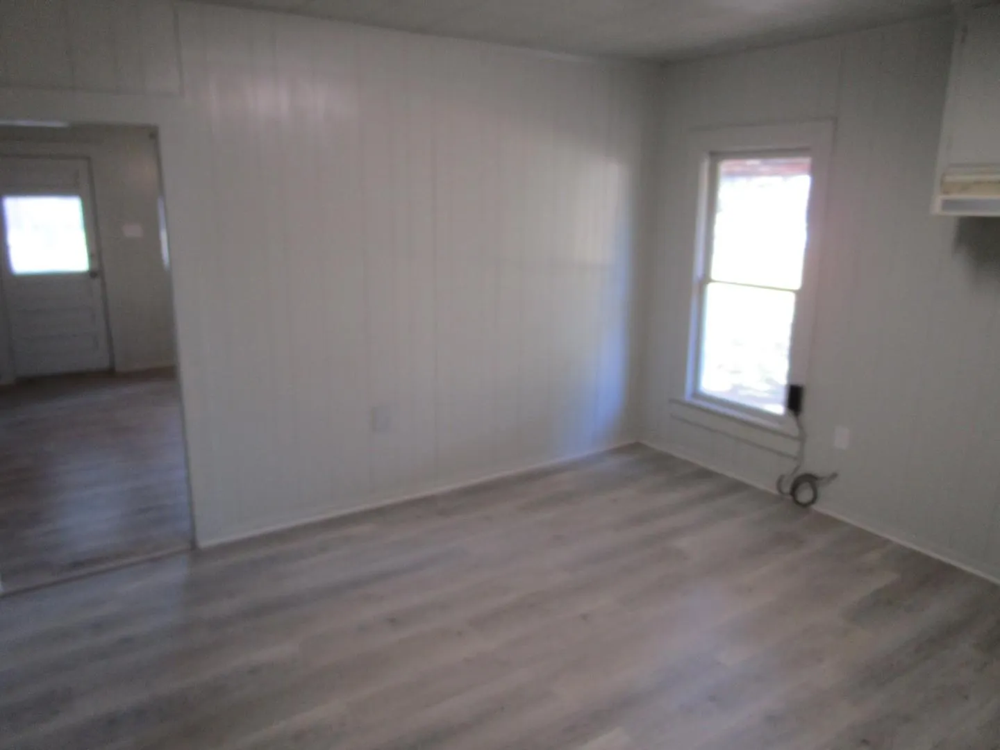 Single Family Residence For Sale in Baylor County , 205 N Donald Street, Seymour, Texas 76380, 3 Bedroom, 2 Bathroom, 1 Garage spaces, 1,274 Sqft, built in 1943, mls#21408983, Real Estate Agent in Seymour, Homes For Sale in Baylor county, Homes For Sale in Seymour, Realtor in Seymour Texas, Real Estate Brokerage Independent Realty Texas, Luminita Cordes Realtor
