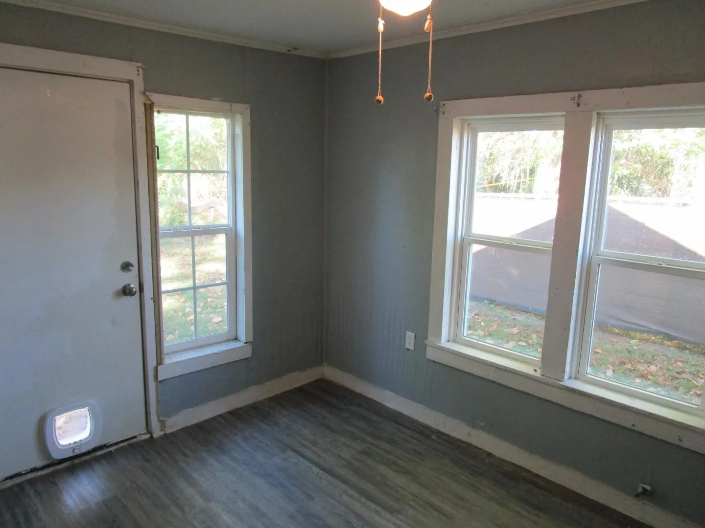 Single Family Residence For Sale in Bowie County , 126 NW Beck Street, De Kalb, Texas 75559, 2 Bedroom, 1 Bathroom, Garage spaces, 690 Sqft, built in 1940, mls#21408986, Real Estate Agent in De Kalb, Homes For Sale in Bowie county, Homes For Sale in De Kalb, Realtor in De Kalb Texas, Real Estate Brokerage Independent Realty Texas, Luminita Cordes Realtor