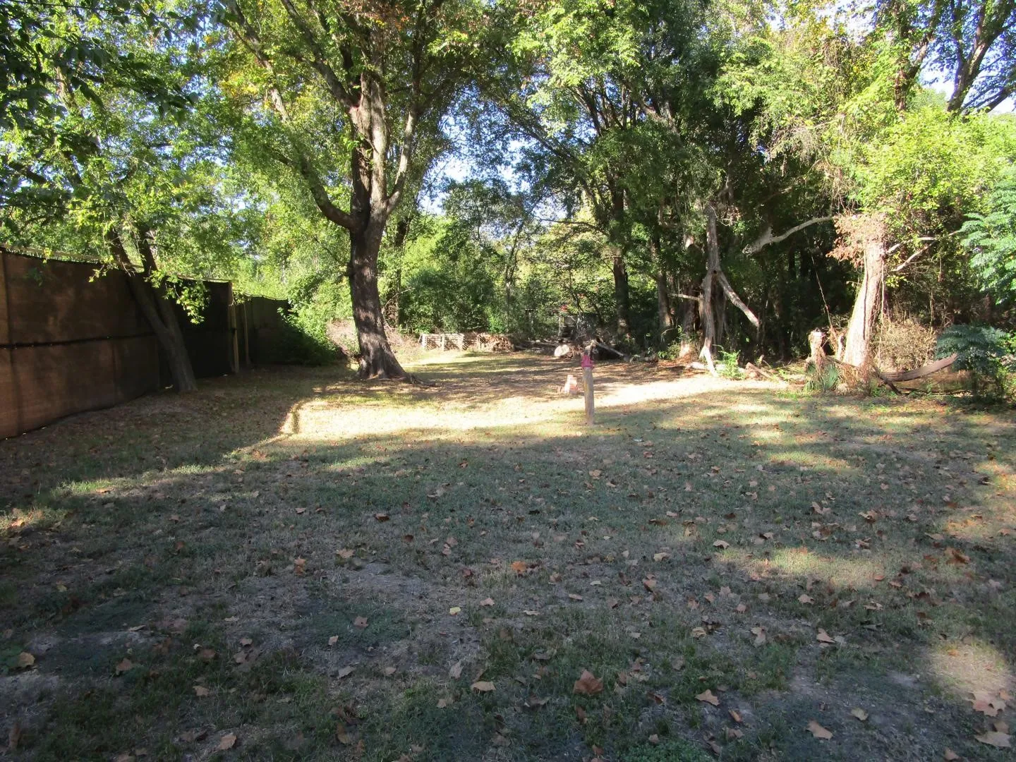 Single Family Residence For Sale in Bowie County , 126 NW Beck Street, De Kalb, Texas 75559, 2 Bedroom, 1 Bathroom, Garage spaces, 690 Sqft, built in 1940, mls#21408986, Real Estate Agent in De Kalb, Homes For Sale in Bowie county, Homes For Sale in De Kalb, Realtor in De Kalb Texas, Real Estate Brokerage Independent Realty Texas, Luminita Cordes Realtor