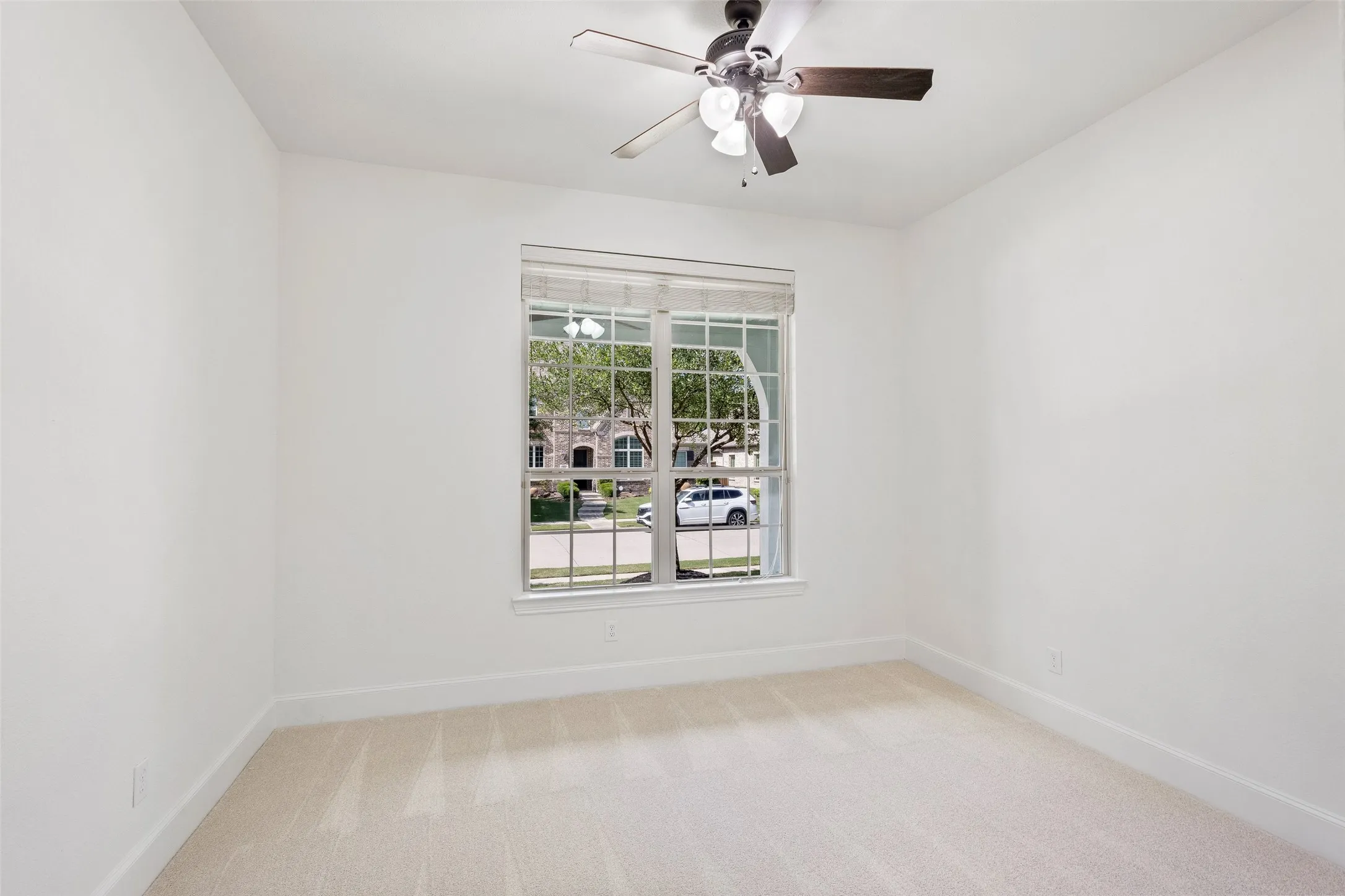 Single Family Residence For Rent in Collin County , 901 Clear Water Drive N, Allen, Texas 75013, 5 Bedroom, 4 Bathroom, 3 Garage spaces, 3,932 Sqft, built in 2014, mls#21404337, Real Estate Agent in Allen, Homes For Rent in Collin county, Homes For Rent in Allen, Realtor in Allen Texas, Real Estate Brokerage Independent Realty Texas, Luminita Cordes Realtor