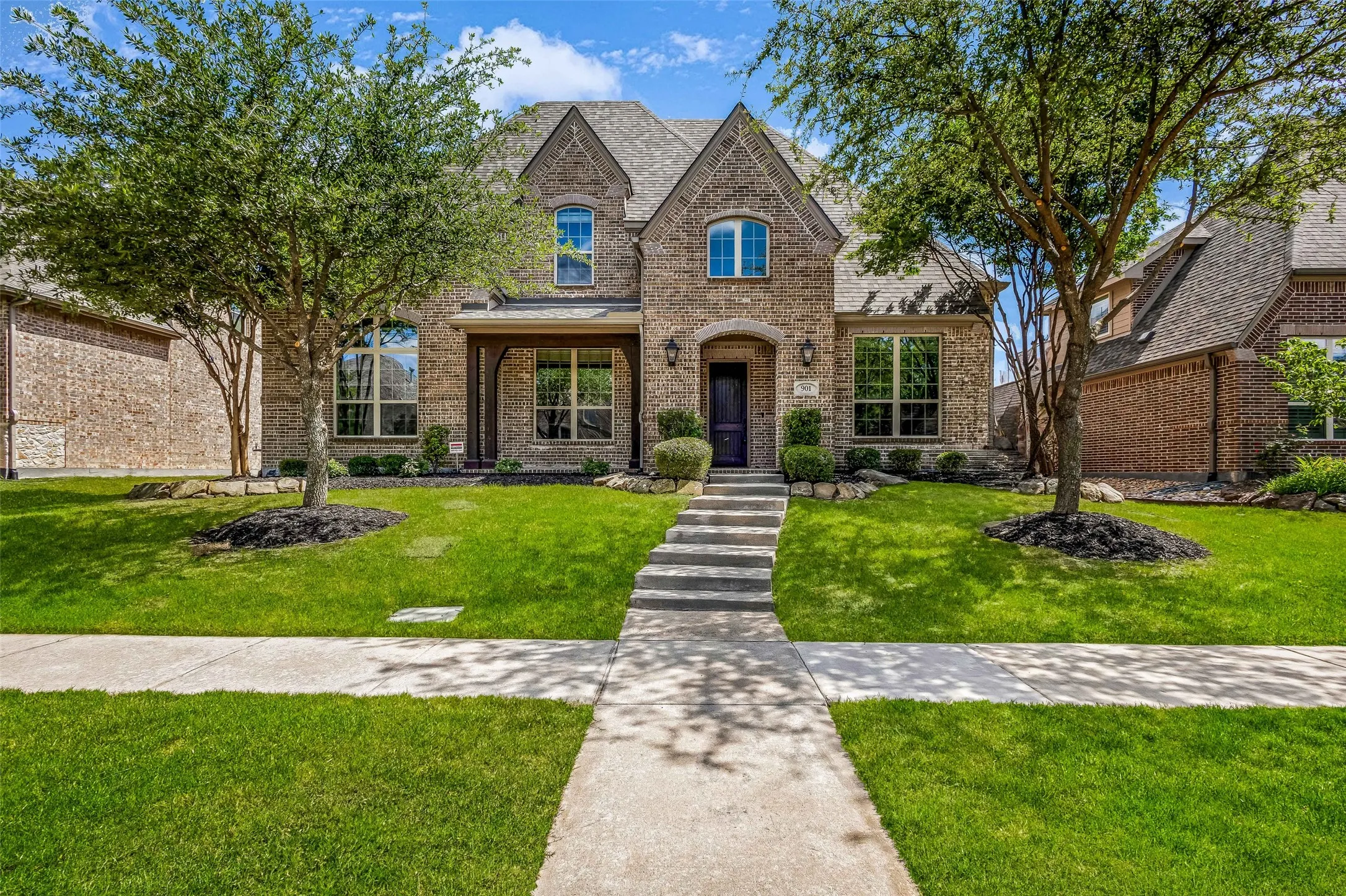 Single Family Residence For Rent
