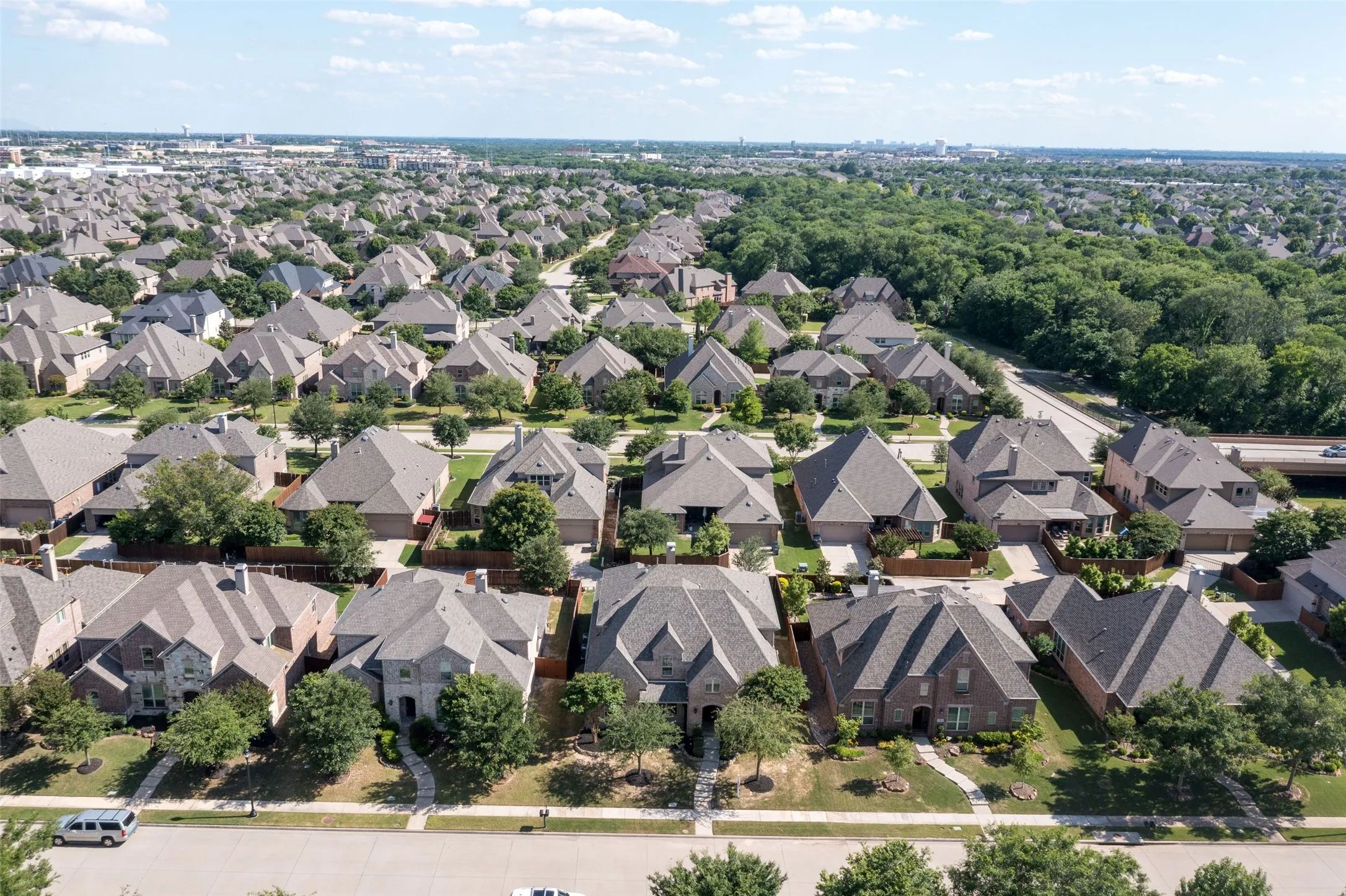 Single Family Residence For Rent in Collin County , 901 Clear Water Drive N, Allen, Texas 75013, 5 Bedroom, 4 Bathroom, 3 Garage spaces, 3,932 Sqft, built in 2014, mls#21404337, Real Estate Agent in Allen, Homes For Rent in Collin county, Homes For Rent in Allen, Realtor in Allen Texas, Real Estate Brokerage Independent Realty Texas, Luminita Cordes Realtor