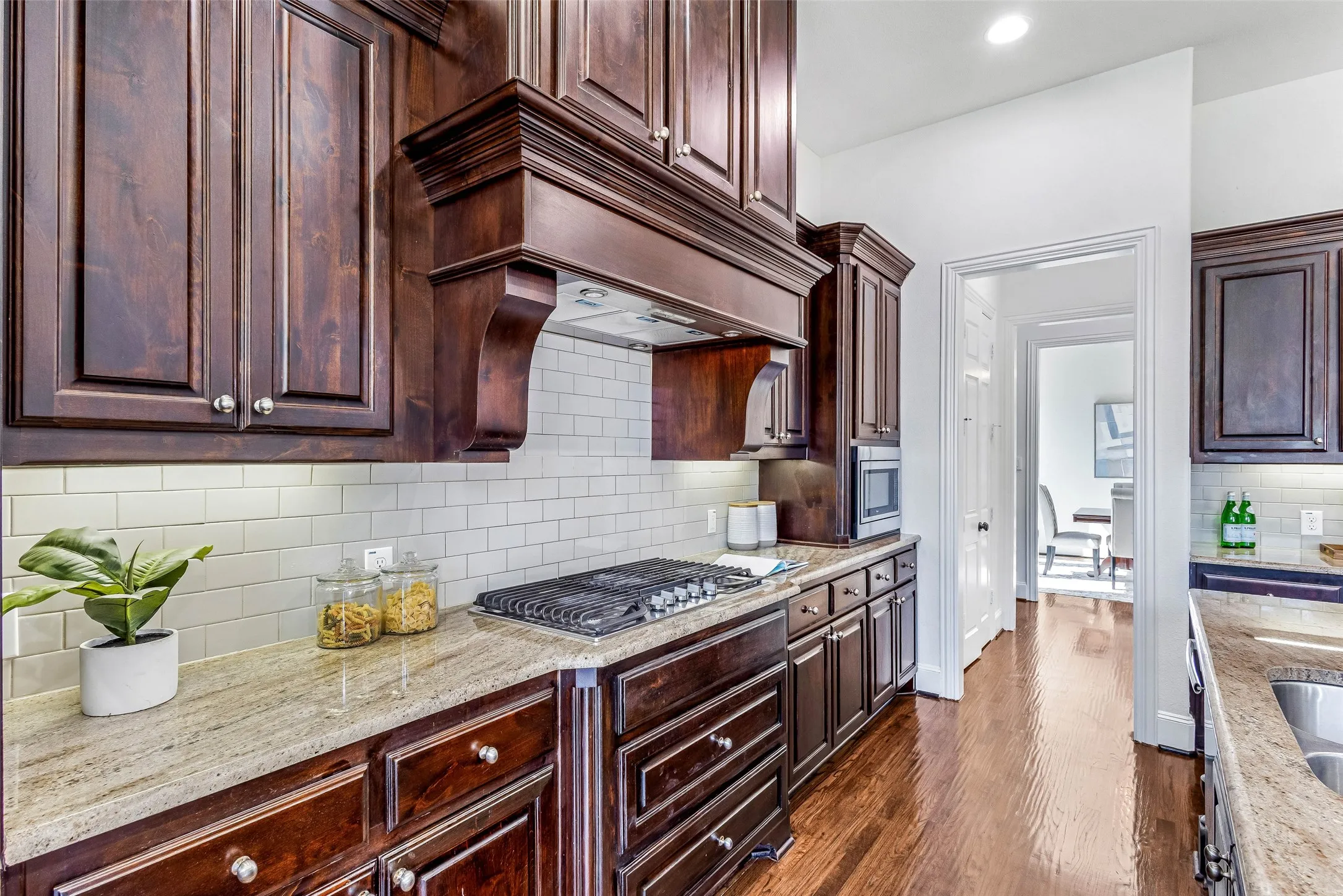 Single Family Residence For Rent in Collin County , 901 Clear Water Drive N, Allen, Texas 75013, 5 Bedroom, 4 Bathroom, 3 Garage spaces, 3,932 Sqft, built in 2014, mls#21404337, Real Estate Agent in Allen, Homes For Rent in Collin county, Homes For Rent in Allen, Realtor in Allen Texas, Real Estate Brokerage Independent Realty Texas, Luminita Cordes Realtor