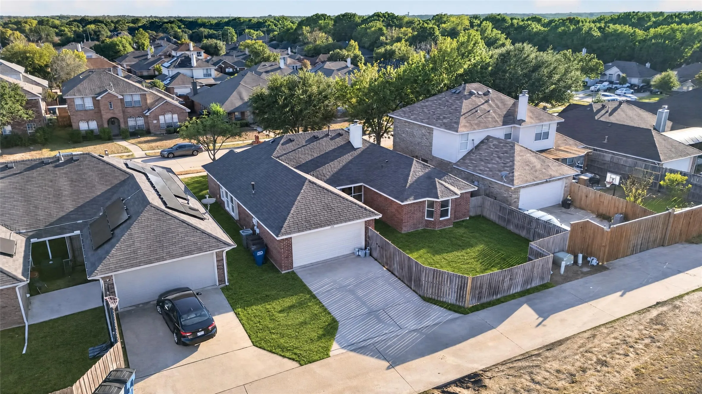 Single Family Residence For Sale in Dallas County , 2221 Bridle Path Drive, Lancaster, Texas 75146, 4 Bedroom, 2 Bathroom, 2 Garage spaces, 1,980 Sqft, built in 2001, mls#21408982, Real Estate Agent in Lancaster, Homes For Sale in Dallas county, Homes For Sale in Lancaster, Realtor in Lancaster Texas, Real Estate Brokerage Independent Realty Texas, Luminita Cordes Realtor