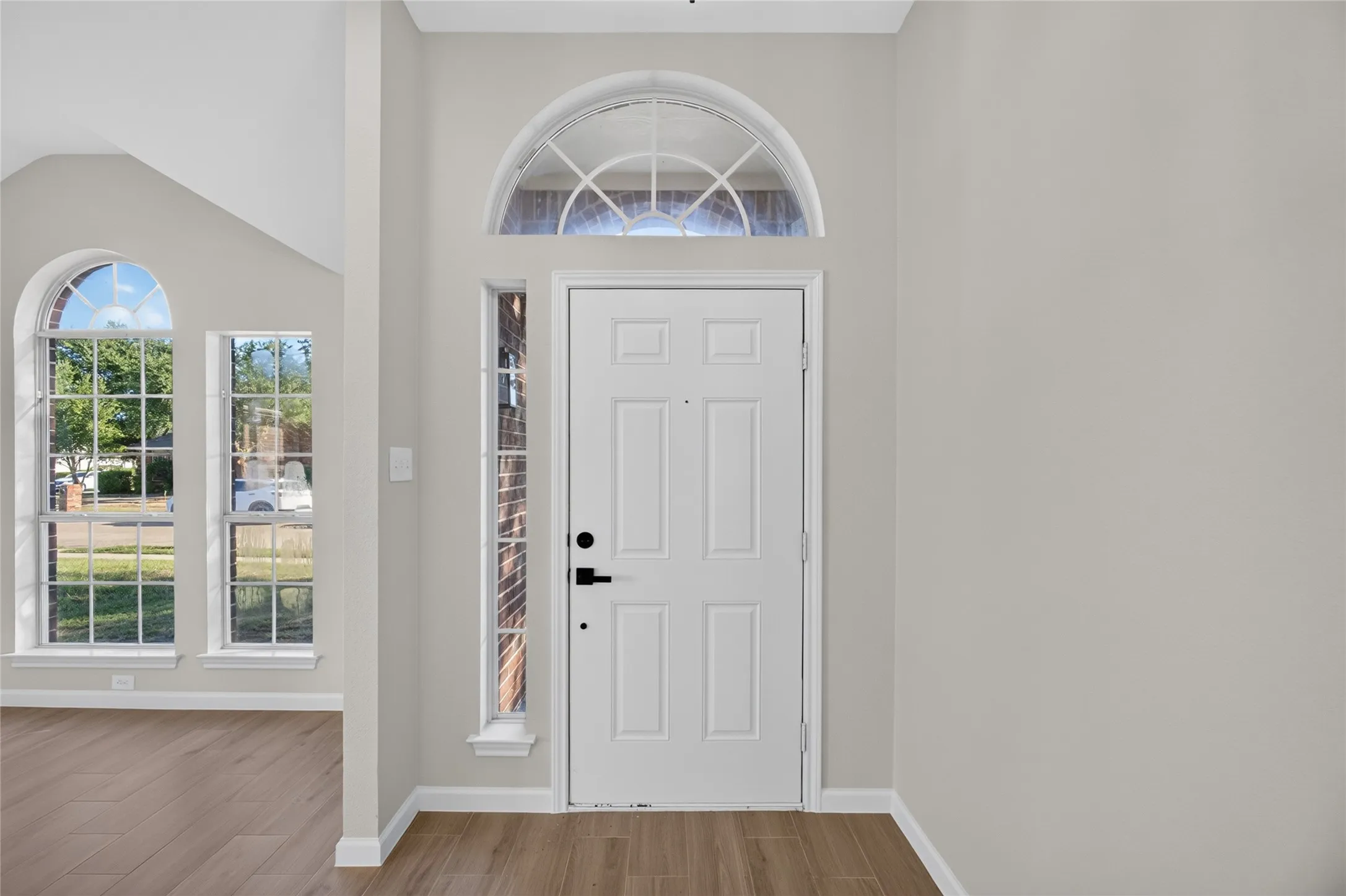 Single Family Residence For Sale in Dallas County , 2221 Bridle Path Drive, Lancaster, Texas 75146, 4 Bedroom, 2 Bathroom, 2 Garage spaces, 1,980 Sqft, built in 2001, mls#21408982, Real Estate Agent in Lancaster, Homes For Sale in Dallas county, Homes For Sale in Lancaster, Realtor in Lancaster Texas, Real Estate Brokerage Independent Realty Texas, Luminita Cordes Realtor