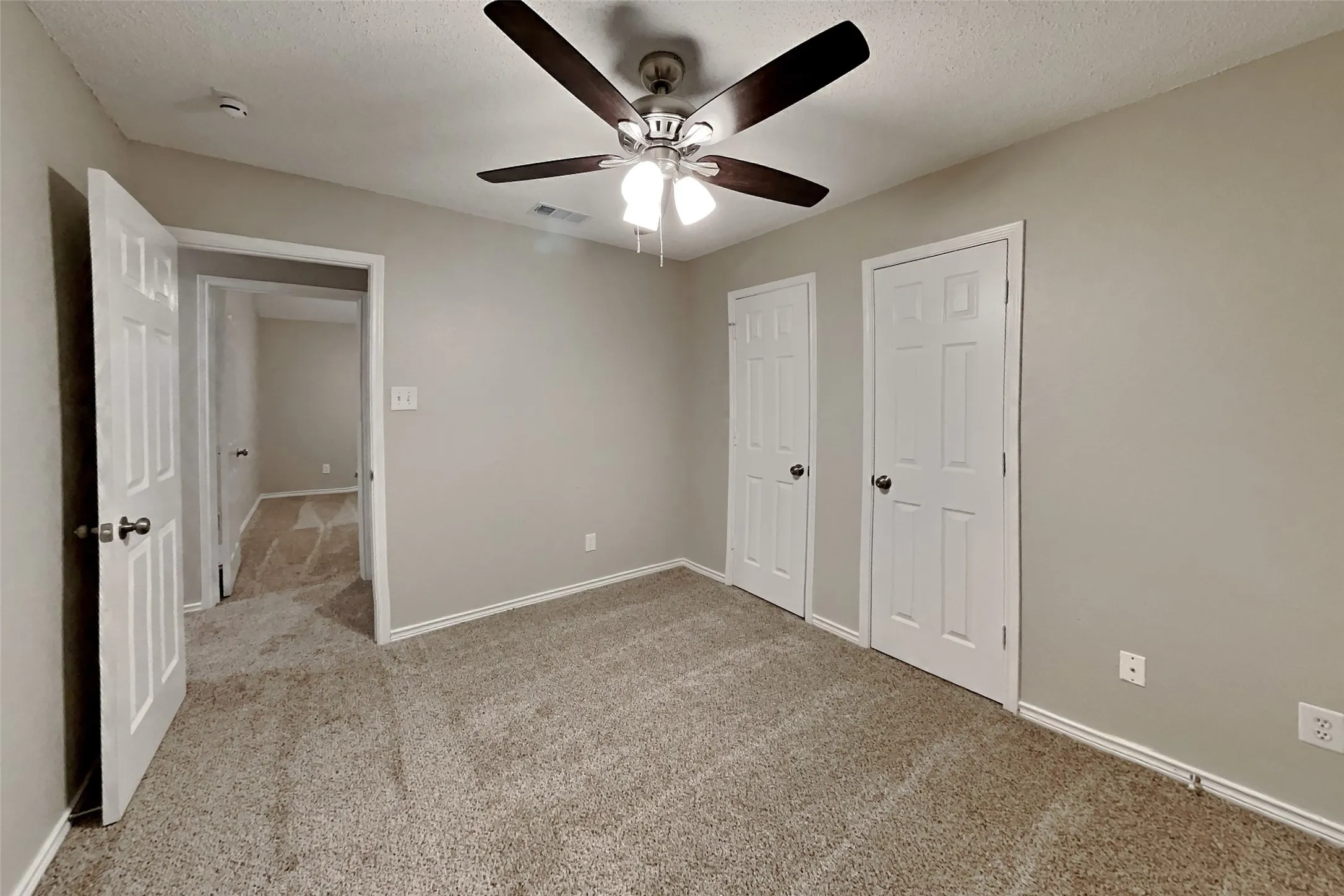 Single Family Residence For Rent in Collin County , 115 Pullman Place, Wylie, Texas 75098, 4 Bedroom, 3 Bathroom, 2 Garage spaces, 2,392 Sqft, built in 1995, mls#21408996, Real Estate Agent in Wylie, Homes For Rent in Collin county, Homes For Rent in Wylie, Realtor in Wylie Texas, Real Estate Brokerage Independent Realty Texas, Luminita Cordes Realtor