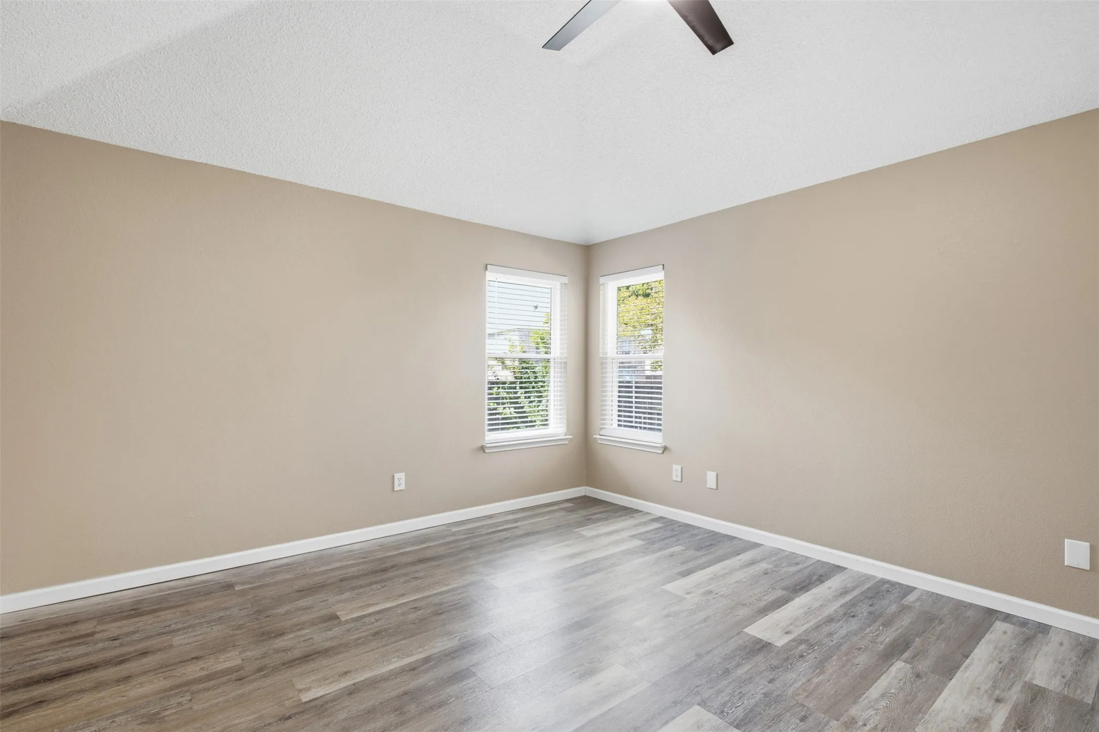 BEDROOM #2