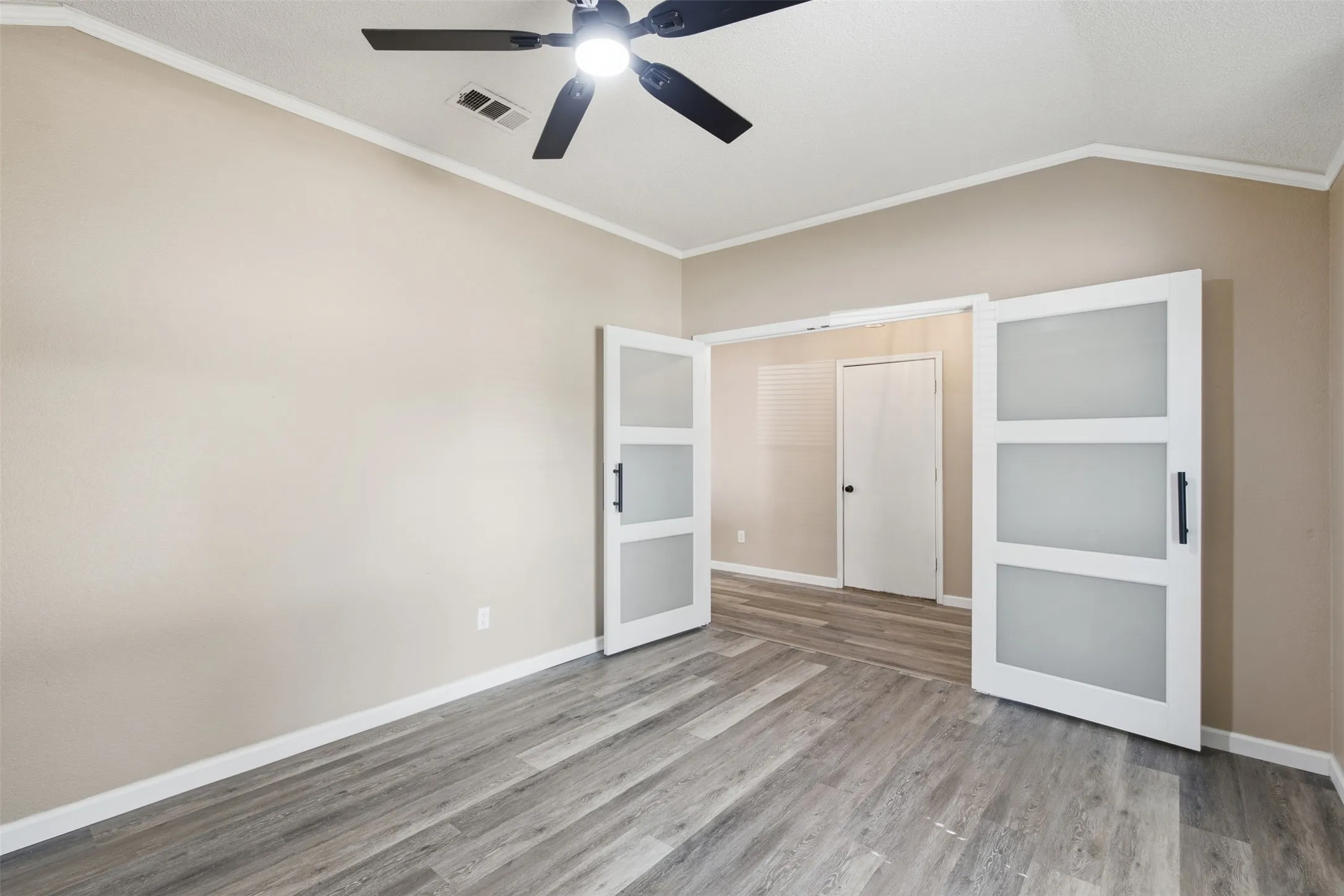 FLEX SPACE OFF ENTRY.