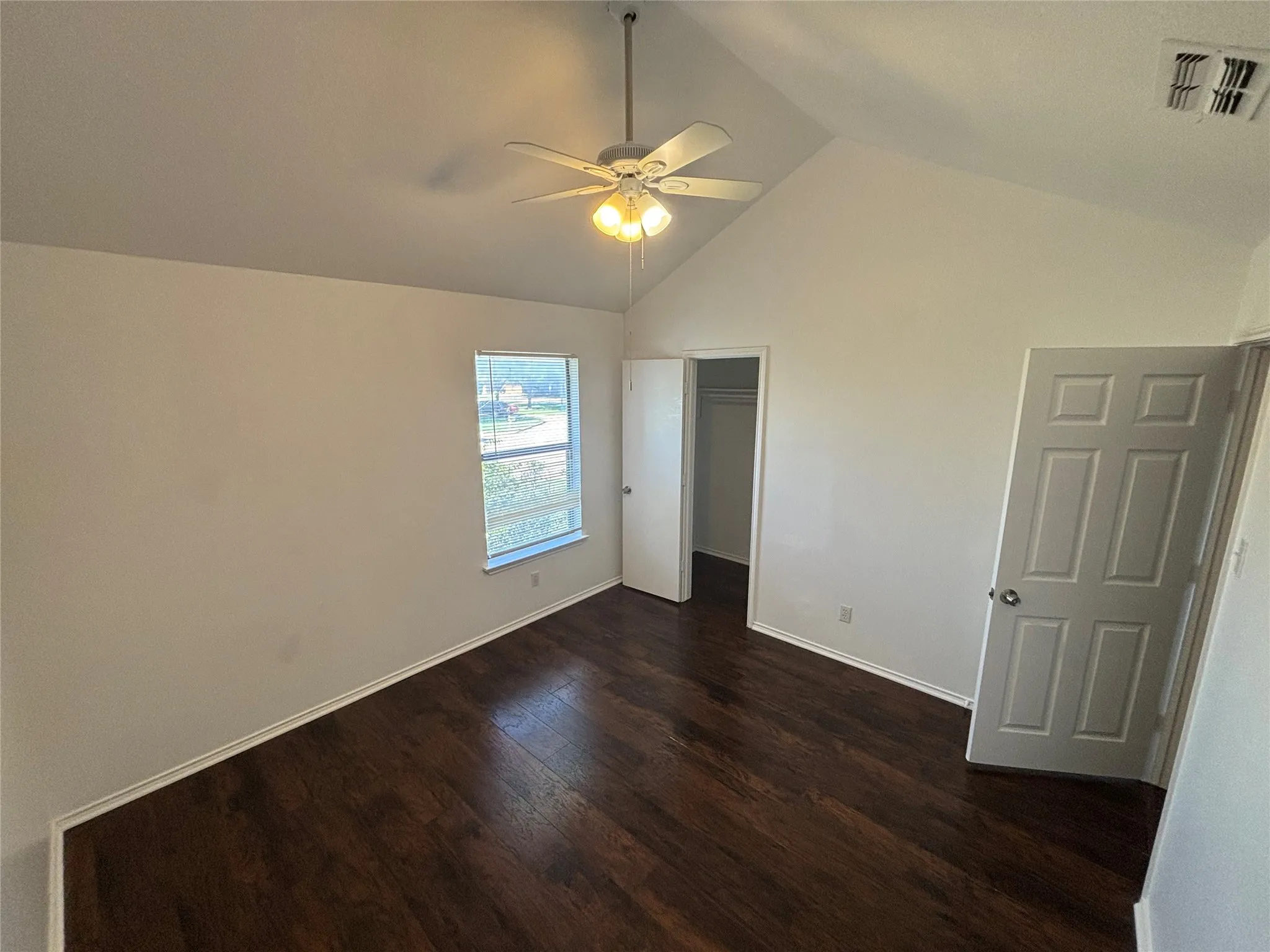 Townhouse For Rent in Tarrant County , 801 Bluebonnet Drive A, Keller, Texas 76248, 2 Bedroom, 2 Bathroom, Garage spaces, 982 Sqft, built in 1984, mls#21408999, Real Estate Agent in Keller, Homes For Rent in Tarrant county, Homes For Rent in Keller, Realtor in Keller Texas, Real Estate Brokerage Independent Realty Texas, Luminita Cordes Realtor