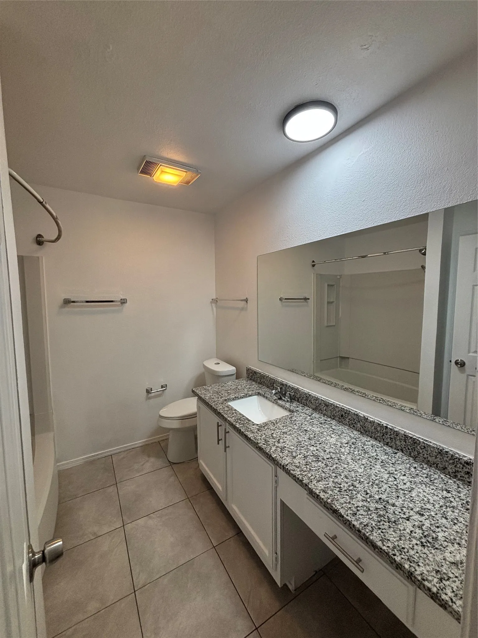 Townhouse For Rent in Tarrant County , 801 Bluebonnet Drive A, Keller, Texas 76248, 2 Bedroom, 2 Bathroom, Garage spaces, 982 Sqft, built in 1984, mls#21408999, Real Estate Agent in Keller, Homes For Rent in Tarrant county, Homes For Rent in Keller, Realtor in Keller Texas, Real Estate Brokerage Independent Realty Texas, Luminita Cordes Realtor