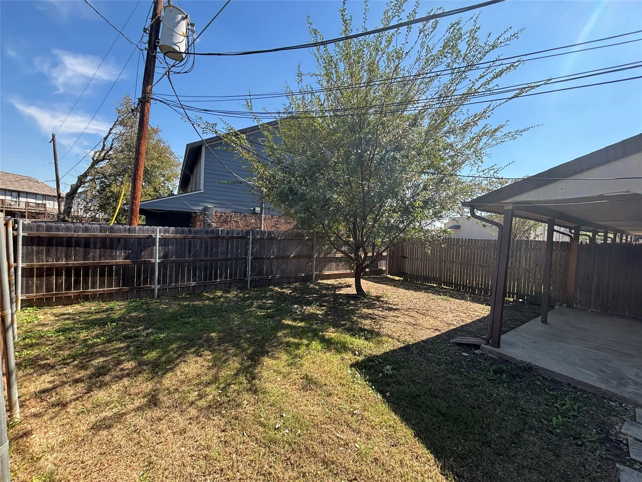 Townhouse For Rent in Tarrant County , 801 Bluebonnet Drive A, Keller, Texas 76248, 2 Bedroom, 2 Bathroom, Garage spaces, 982 Sqft, built in 1984, mls#21408999, Real Estate Agent in Keller, Homes For Rent in Tarrant county, Homes For Rent in Keller, Realtor in Keller Texas, Real Estate Brokerage Independent Realty Texas, Luminita Cordes Realtor
