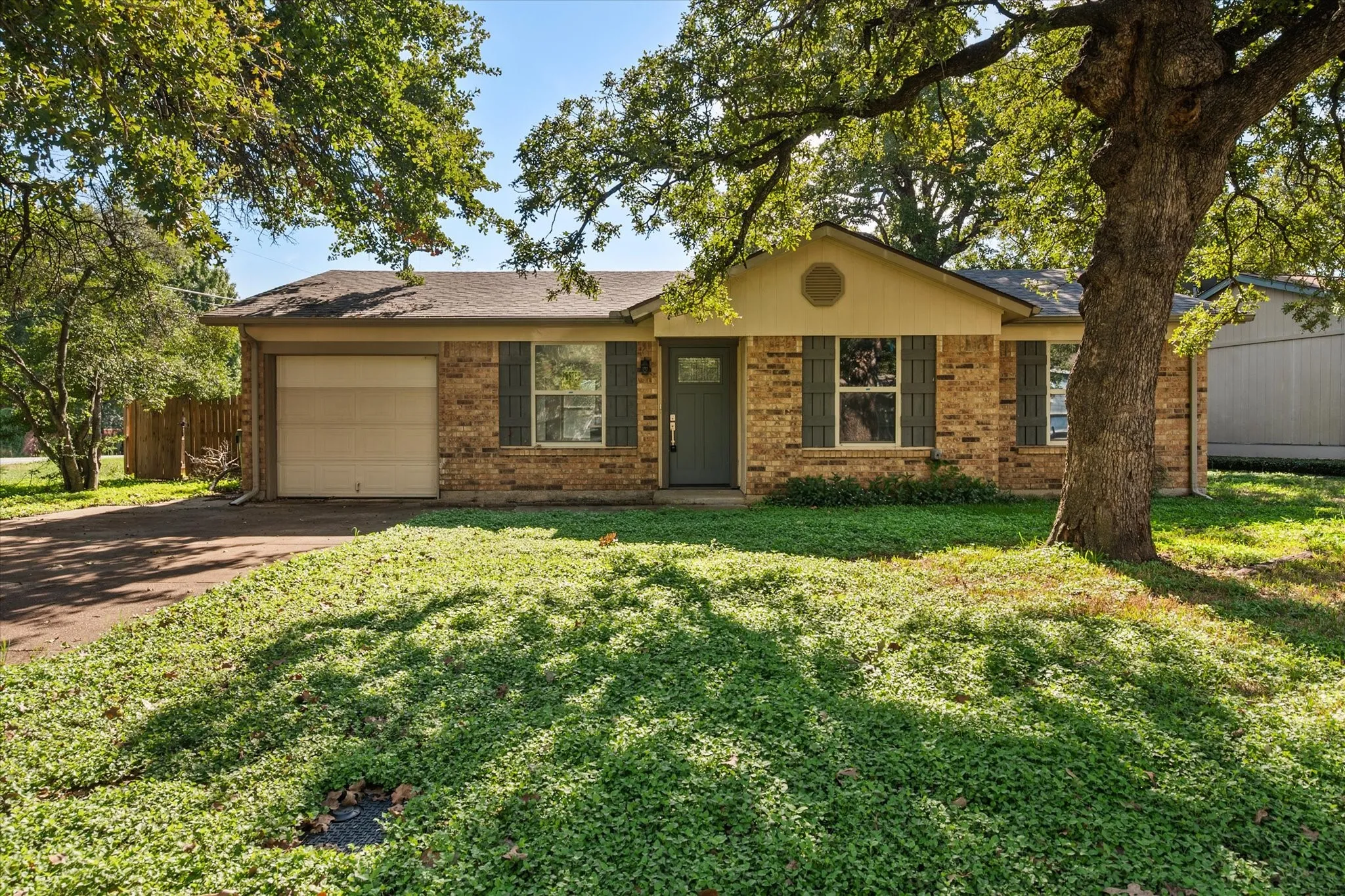 Single Family Residence For Sale