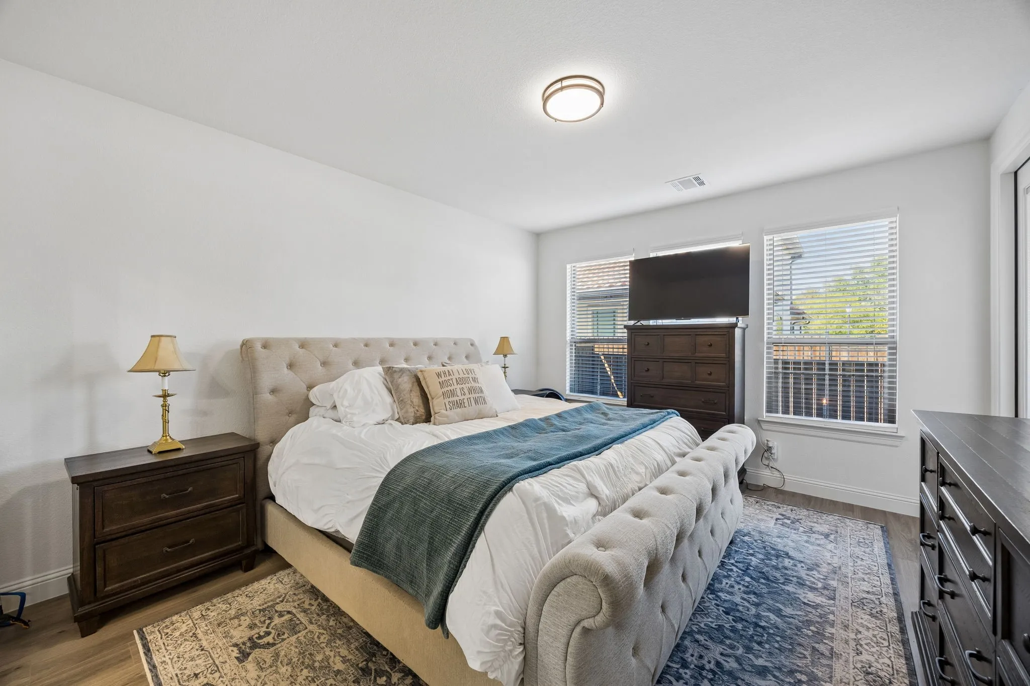 Single Family Residence For Sale in Tarrant County , 9036 Lakeside Drive, Fort Worth, Texas 76179, 4 Bedroom, 3 Bathroom, 2 Garage spaces, 2,279 Sqft, built in 2022, mls#21408971, Real Estate Agent in Fort Worth, Homes For Sale in Tarrant county, Homes For Sale in Fort Worth, Realtor in Fort Worth Texas, Real Estate Brokerage Independent Realty Texas, Luminita Cordes Realtor