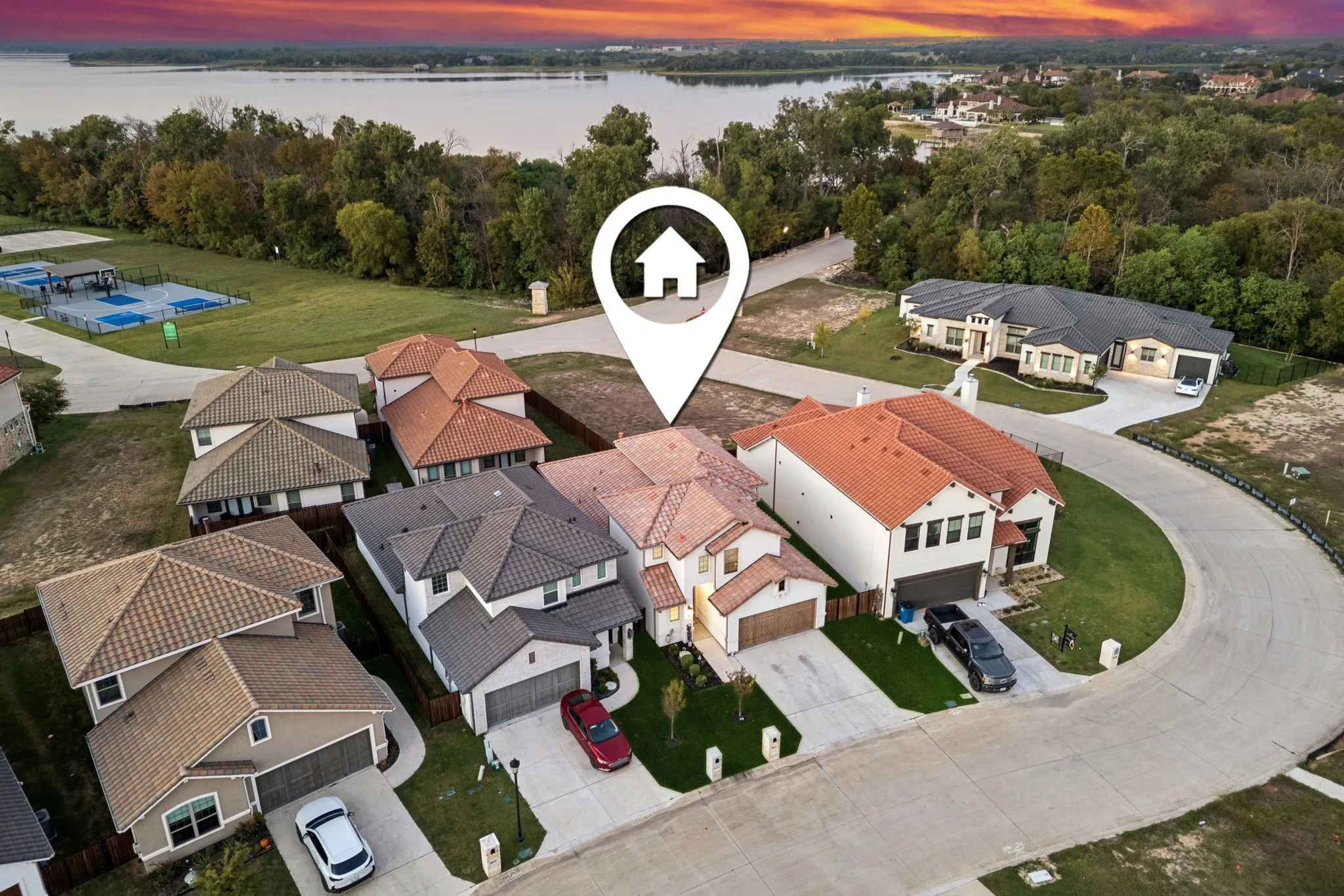 Single Family Residence For Sale in Tarrant County , 9036 Lakeside Drive, Fort Worth, Texas 76179, 4 Bedroom, 3 Bathroom, 2 Garage spaces, 2,279 Sqft, built in 2022, mls#21408971, Real Estate Agent in Fort Worth, Homes For Sale in Tarrant county, Homes For Sale in Fort Worth, Realtor in Fort Worth Texas, Real Estate Brokerage Independent Realty Texas, Luminita Cordes Realtor