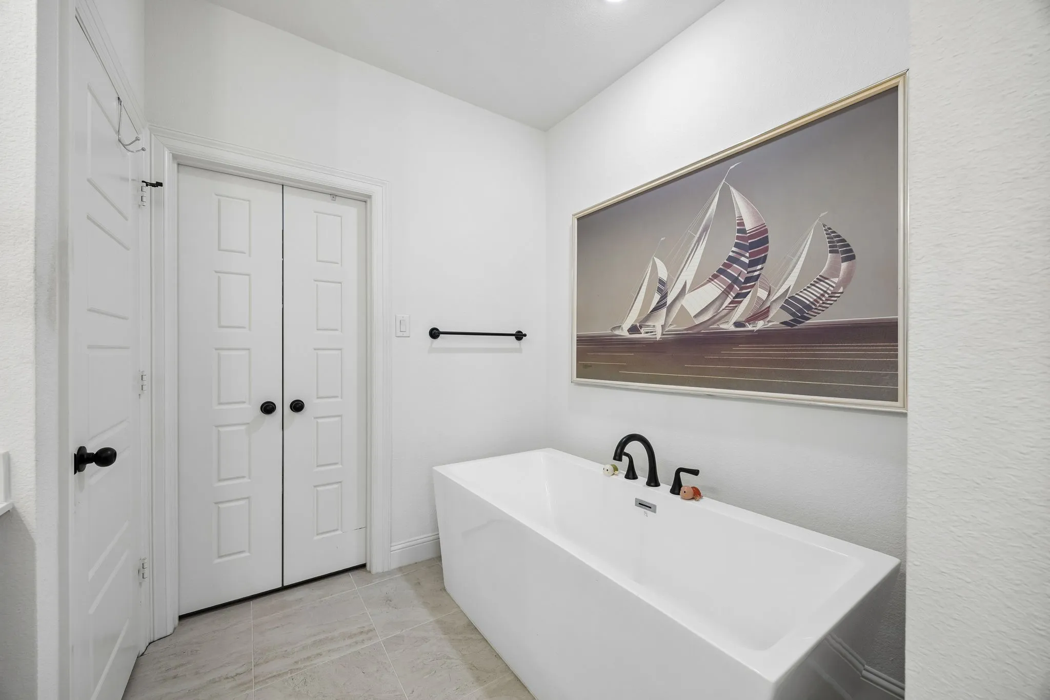 Single Family Residence For Sale in Tarrant County , 9036 Lakeside Drive, Fort Worth, Texas 76179, 4 Bedroom, 3 Bathroom, 2 Garage spaces, 2,279 Sqft, built in 2022, mls#21408971, Real Estate Agent in Fort Worth, Homes For Sale in Tarrant county, Homes For Sale in Fort Worth, Realtor in Fort Worth Texas, Real Estate Brokerage Independent Realty Texas, Luminita Cordes Realtor