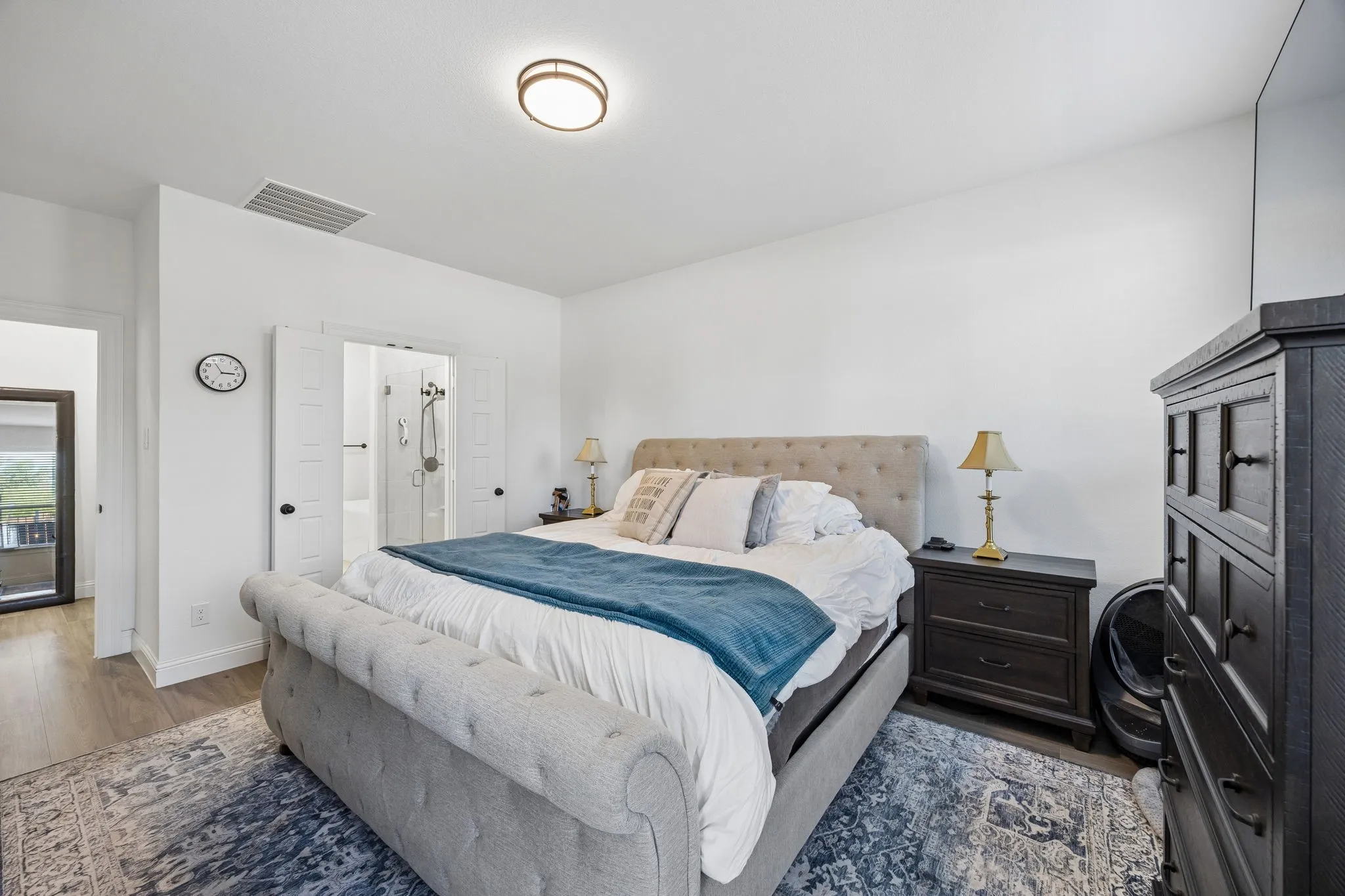 Single Family Residence For Sale in Tarrant County , 9036 Lakeside Drive, Fort Worth, Texas 76179, 4 Bedroom, 3 Bathroom, 2 Garage spaces, 2,279 Sqft, built in 2022, mls#21408971, Real Estate Agent in Fort Worth, Homes For Sale in Tarrant county, Homes For Sale in Fort Worth, Realtor in Fort Worth Texas, Real Estate Brokerage Independent Realty Texas, Luminita Cordes Realtor