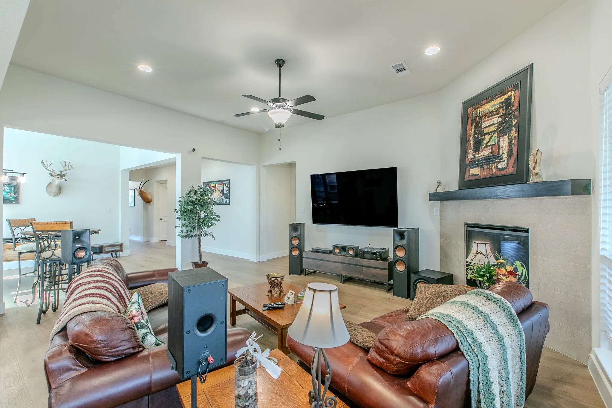Single Family Residence For Sale in Ellis County , 4437 Timberdrift Street, Midlothian, Texas 76065, 3 Bedroom, 3 Bathroom, 2 Garage spaces, 2,992 Sqft, built in 2024, mls#21408929, Real Estate Agent in Midlothian, Homes For Sale in Ellis county, Homes For Sale in Midlothian, Realtor in Midlothian Texas, Real Estate Brokerage Independent Realty Texas, Luminita Cordes Realtor