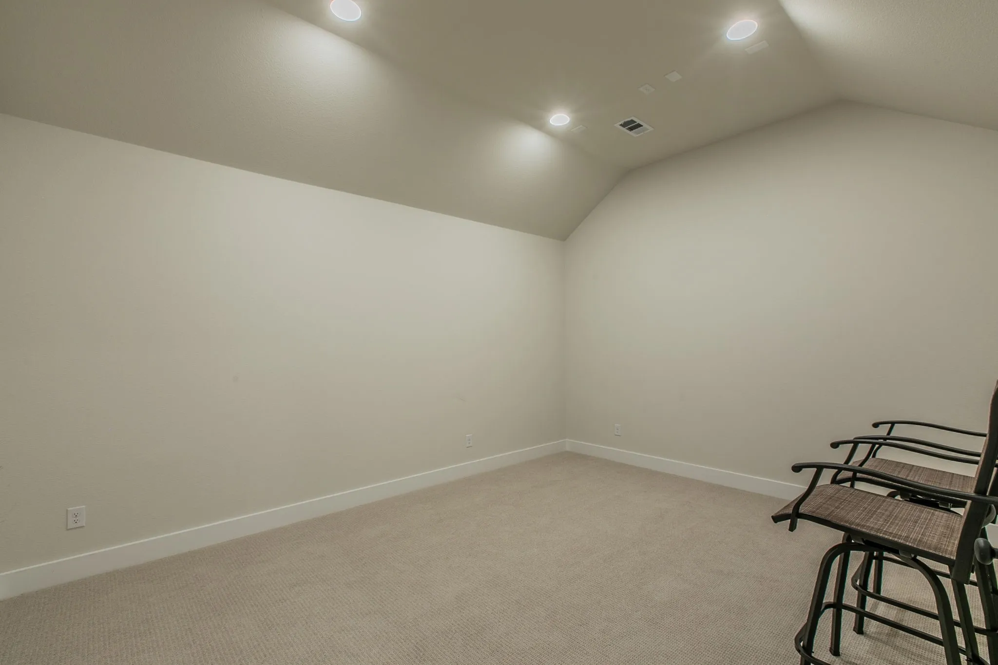 Single Family Residence For Sale in Ellis County , 4437 Timberdrift Street, Midlothian, Texas 76065, 3 Bedroom, 3 Bathroom, 2 Garage spaces, 2,992 Sqft, built in 2024, mls#21408929, Real Estate Agent in Midlothian, Homes For Sale in Ellis county, Homes For Sale in Midlothian, Realtor in Midlothian Texas, Real Estate Brokerage Independent Realty Texas, Luminita Cordes Realtor