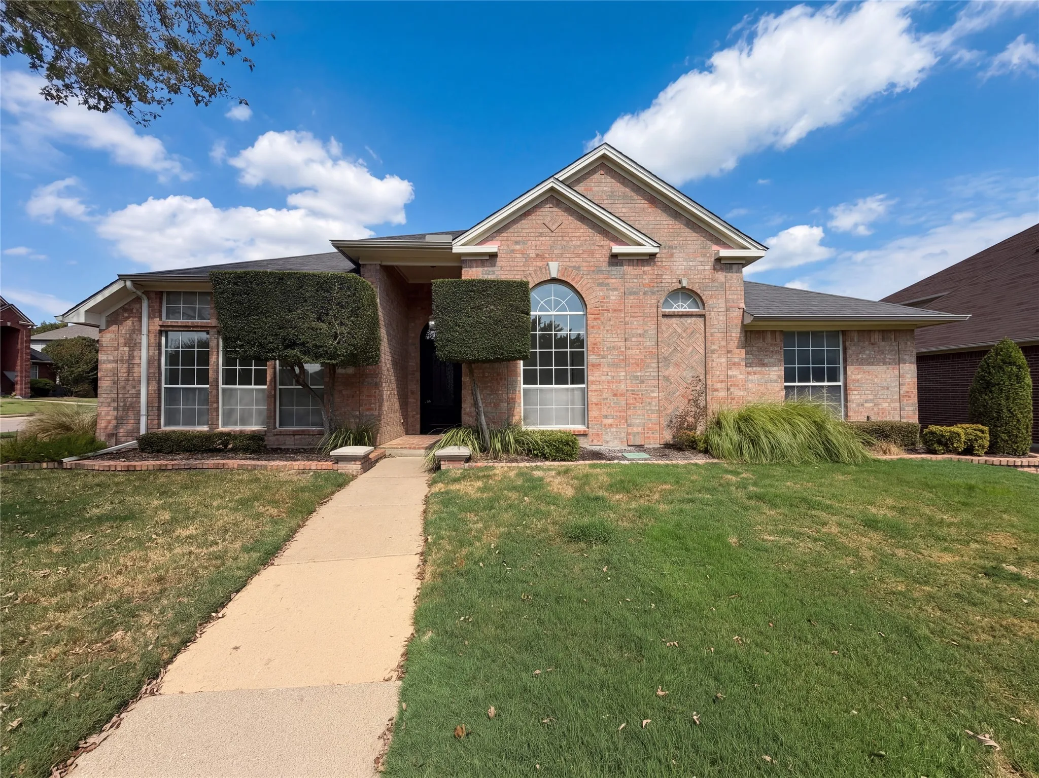 Single Family Residence For Sale