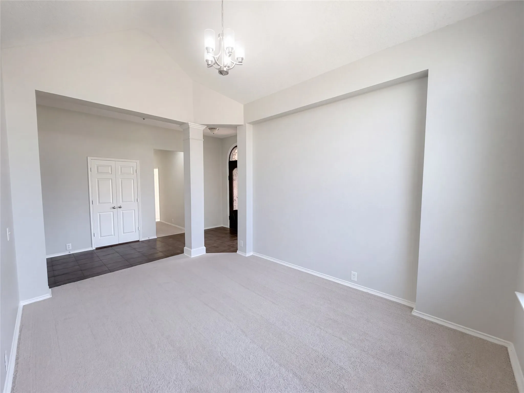 Single Family Residence For Sale in Tarrant County , 401 Pin Oak Trail, Keller, Texas 76248, 4 Bedroom, 2 Bathroom, 2 Garage spaces, 2,512 Sqft, built in 1996, mls#21407957, Real Estate Agent in Keller, Homes For Sale in Tarrant county, Homes For Sale in Keller, Realtor in Keller Texas, Real Estate Brokerage Independent Realty Texas, Luminita Cordes Realtor