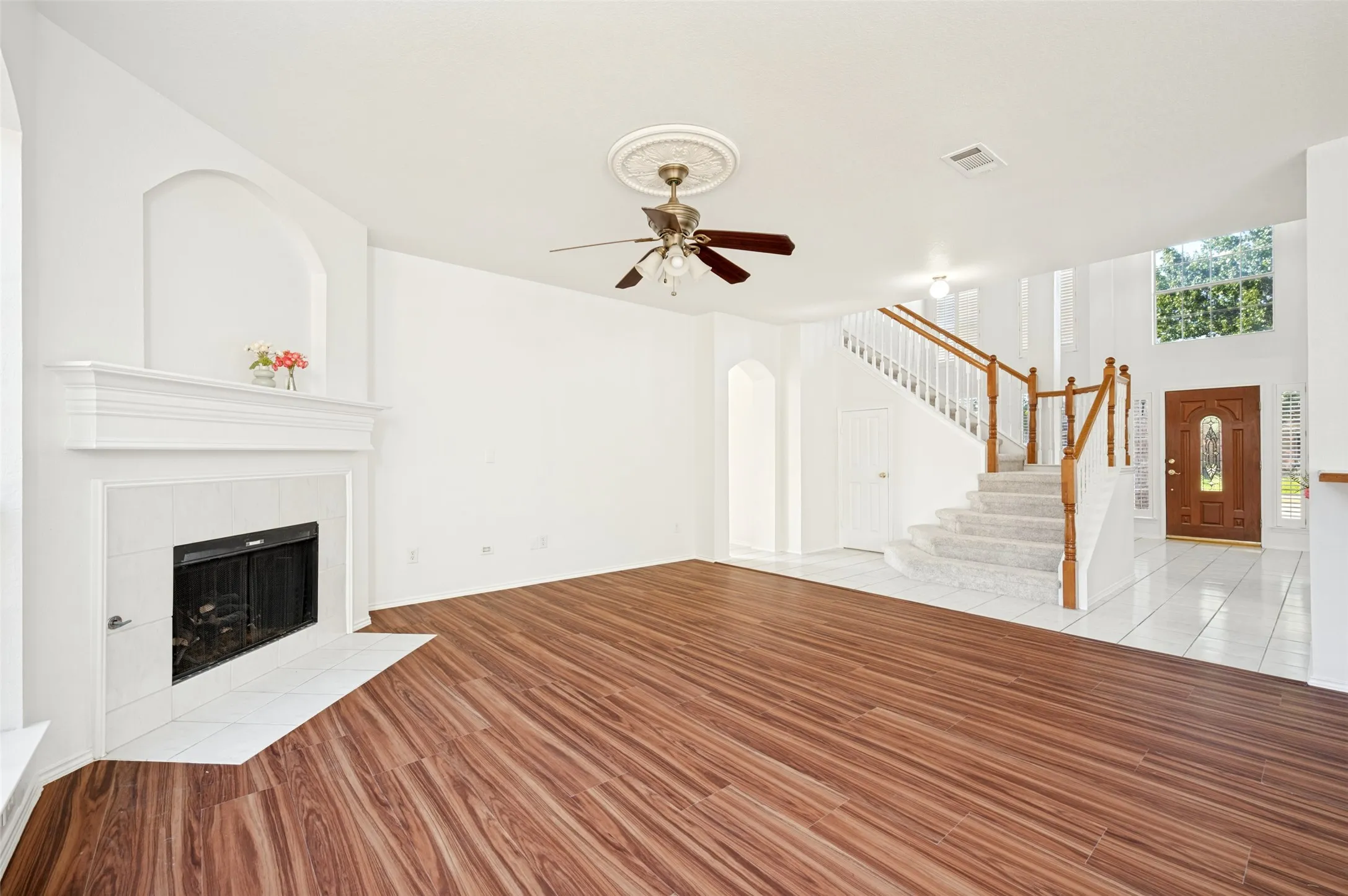 Single Family Residence For Sale in Collin County , 4400 Belvedere Drive, Plano, Texas 75093, 5 Bedroom, 3 Bathroom, 2 Garage spaces, 2,881 Sqft, built in 1997, mls#21408601, Real Estate Agent in Plano, Homes For Sale in Collin county, Homes For Sale in Plano, Realtor in Plano Texas, Real Estate Brokerage Independent Realty Texas, Luminita Cordes Realtor