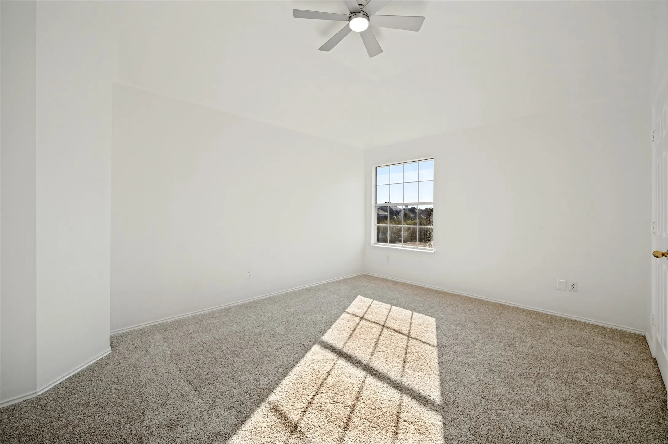 Single Family Residence For Sale in Collin County , 4400 Belvedere Drive, Plano, Texas 75093, 5 Bedroom, 3 Bathroom, 2 Garage spaces, 2,881 Sqft, built in 1997, mls#21408601, Real Estate Agent in Plano, Homes For Sale in Collin county, Homes For Sale in Plano, Realtor in Plano Texas, Real Estate Brokerage Independent Realty Texas, Luminita Cordes Realtor