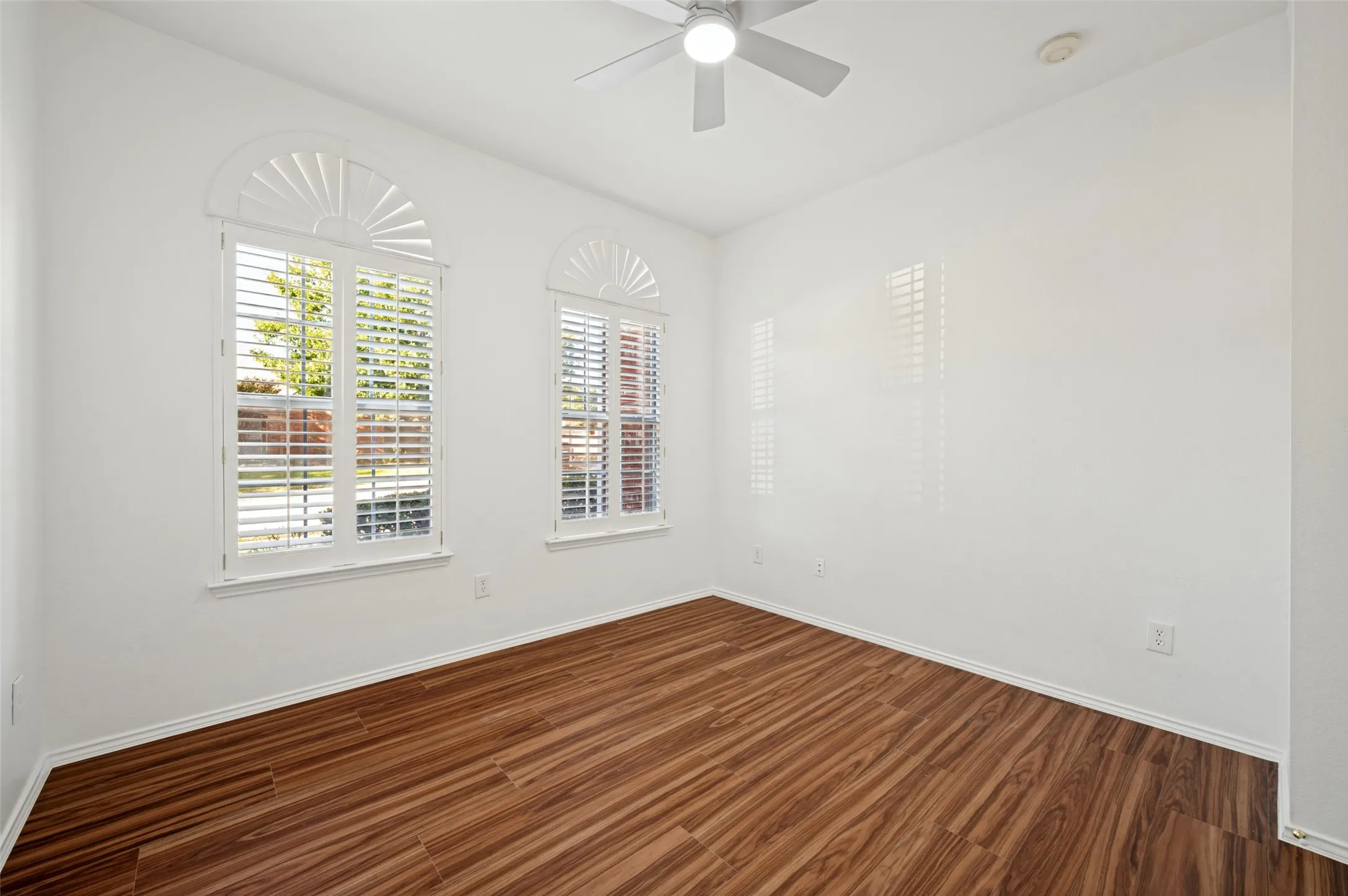 Single Family Residence For Sale in Collin County , 4400 Belvedere Drive, Plano, Texas 75093, 5 Bedroom, 3 Bathroom, 2 Garage spaces, 2,881 Sqft, built in 1997, mls#21408601, Real Estate Agent in Plano, Homes For Sale in Collin county, Homes For Sale in Plano, Realtor in Plano Texas, Real Estate Brokerage Independent Realty Texas, Luminita Cordes Realtor