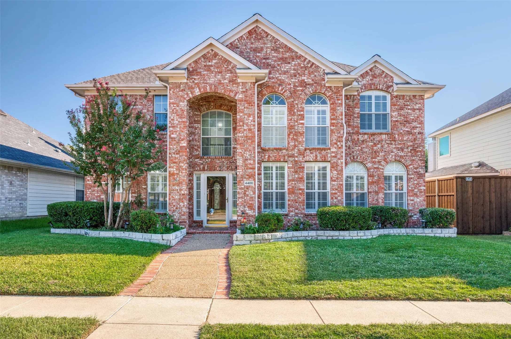 Single Family Residence For Sale