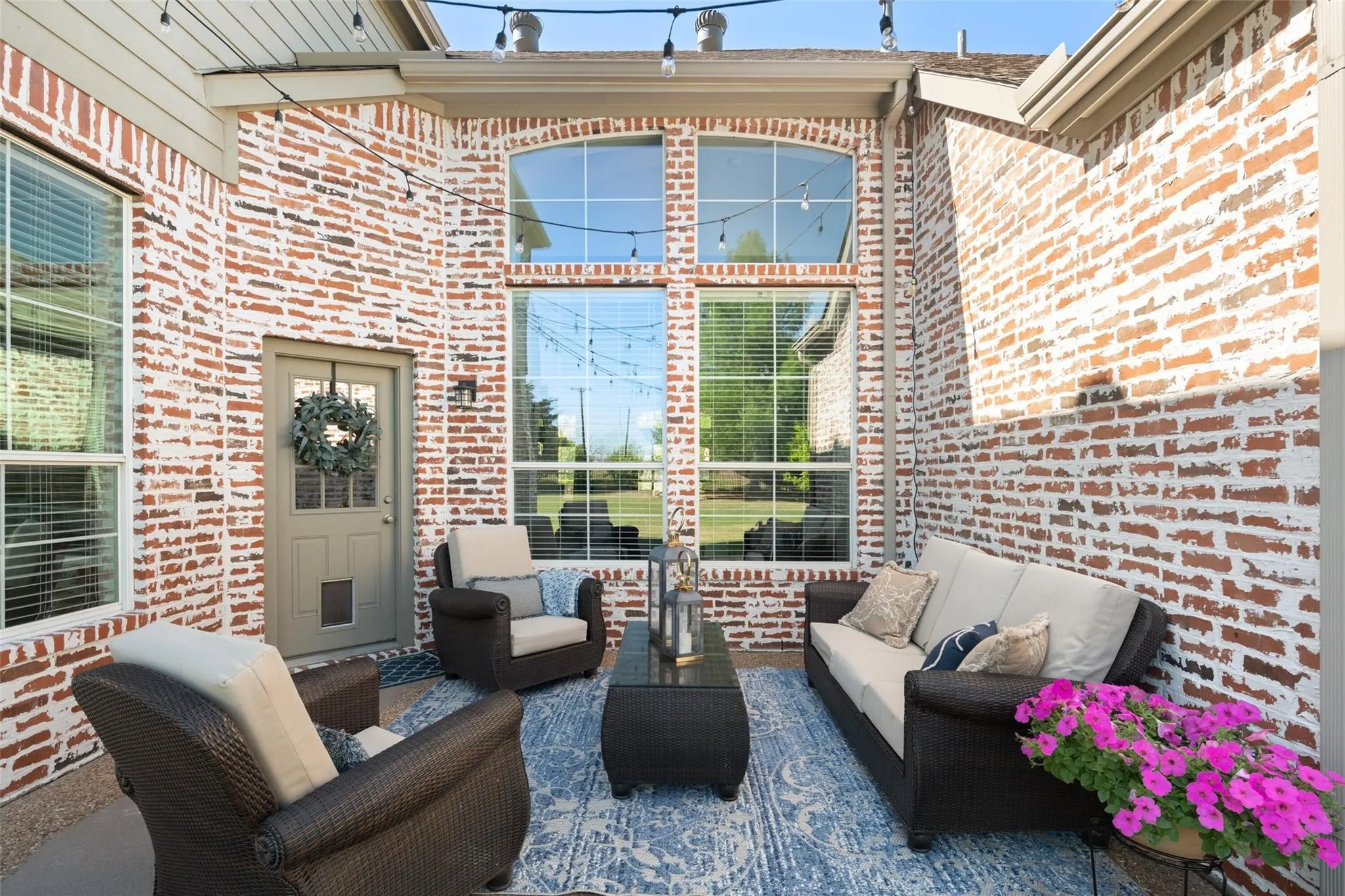 Single Family Residence For Sale in Collin County , 5903 Ridgemore Drive, Parker, Texas 75002, 4 Bedroom, 4 Bathroom, 3 Garage spaces, 4,093 Sqft, built in 2002, mls#21408975, Real Estate Agent in Parker, Homes For Sale in Collin county, Homes For Sale in Parker, Realtor in Parker Texas, Real Estate Brokerage Independent Realty Texas, Luminita Cordes Realtor