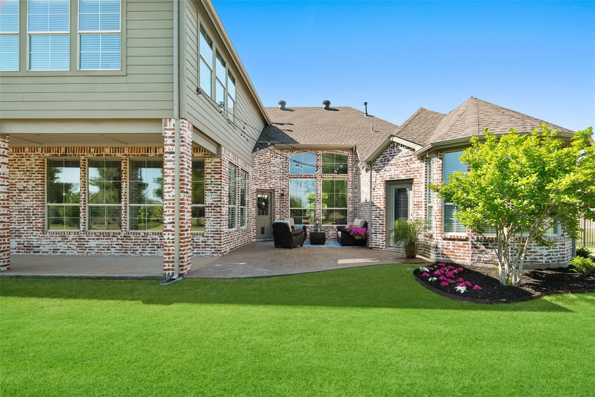 Single Family Residence For Sale in Collin County , 5903 Ridgemore Drive, Parker, Texas 75002, 4 Bedroom, 4 Bathroom, 3 Garage spaces, 4,093 Sqft, built in 2002, mls#21408975, Real Estate Agent in Parker, Homes For Sale in Collin county, Homes For Sale in Parker, Realtor in Parker Texas, Real Estate Brokerage Independent Realty Texas, Luminita Cordes Realtor