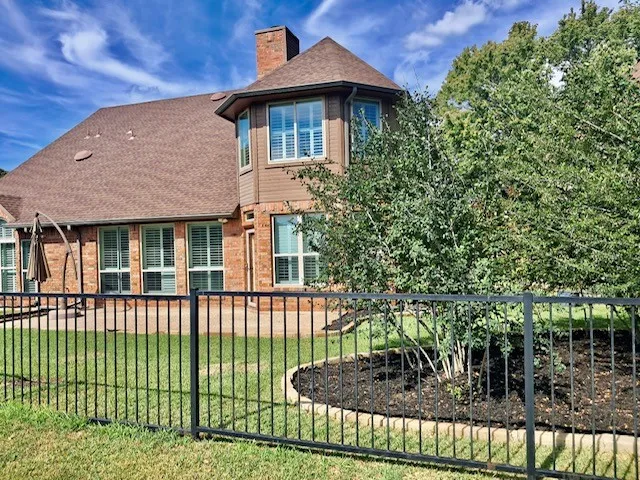 Single Family Residence For Sale in Collin County , 2705 Wind Ridge, Mc Kinney, Texas 75072, 4 Bedroom, 4 Bathroom, 2 Garage spaces, 3,225 Sqft, built in 1990, mls#21408967, Real Estate Agent in Mc Kinney, Homes For Sale in Collin county, Homes For Sale in Mc Kinney, Realtor in Mc Kinney Texas, Real Estate Brokerage Independent Realty Texas, Luminita Cordes Realtor